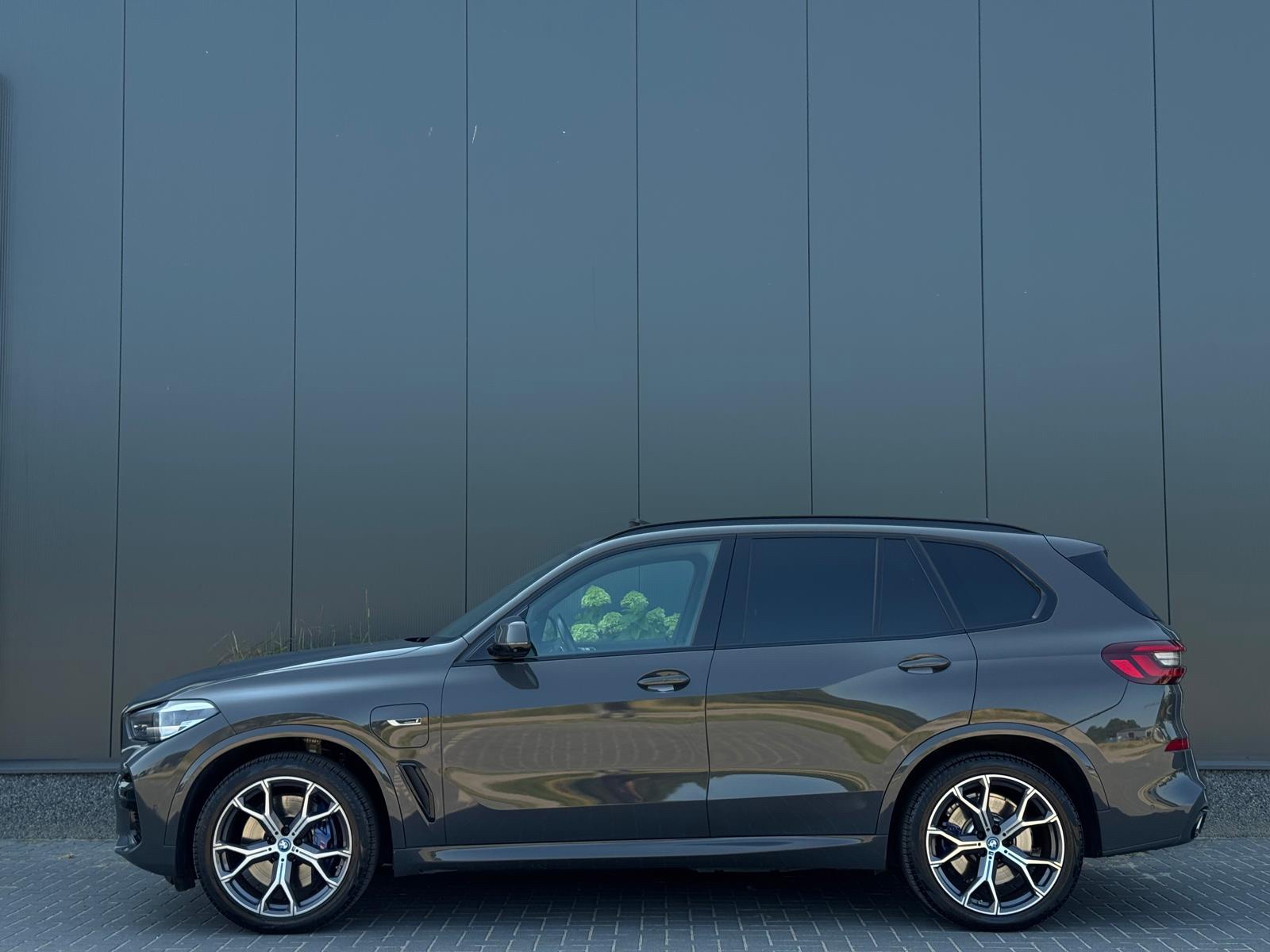 Foto van BMW X5 Xdrive45e