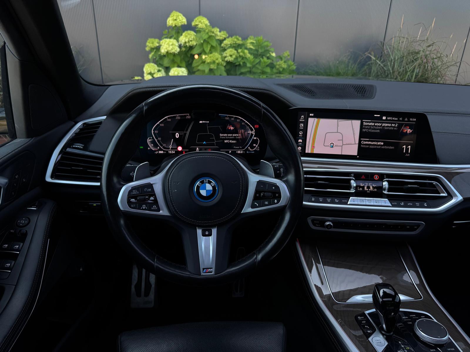 Foto van BMW X5 Xdrive45e