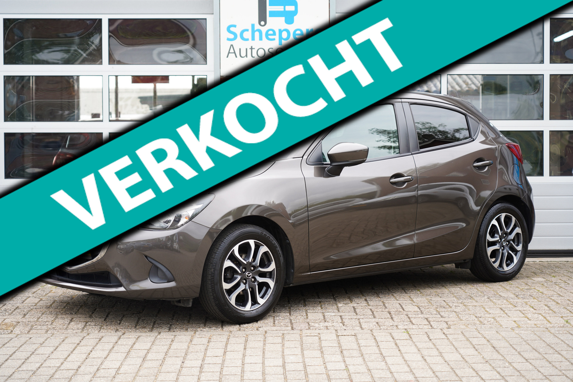 Mazda Mazda2 1.5 Skyactiv-G Intro Edition 2017 - voorkant