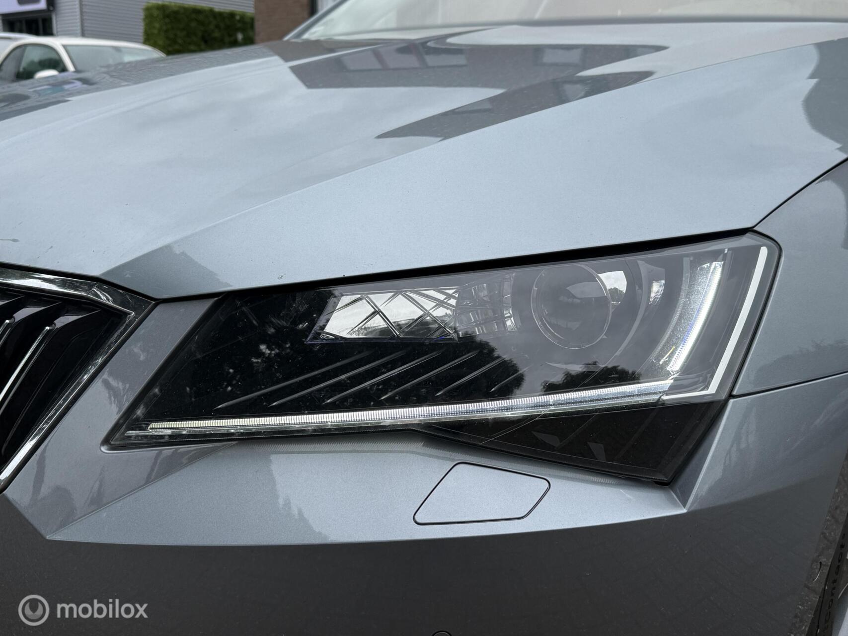 Foto van Skoda Superb Combi
