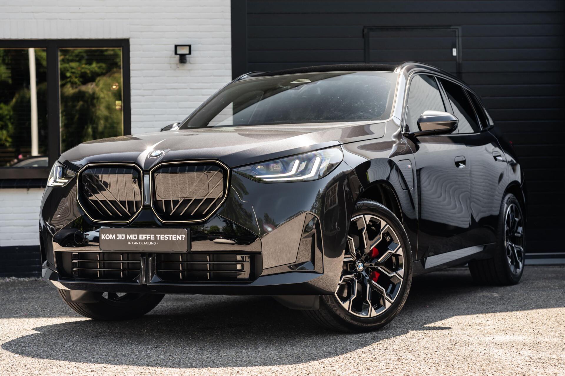BMW X3 30e xDrive M Sport Pro 360 H&K 20" Shadow 2025 - voorkant