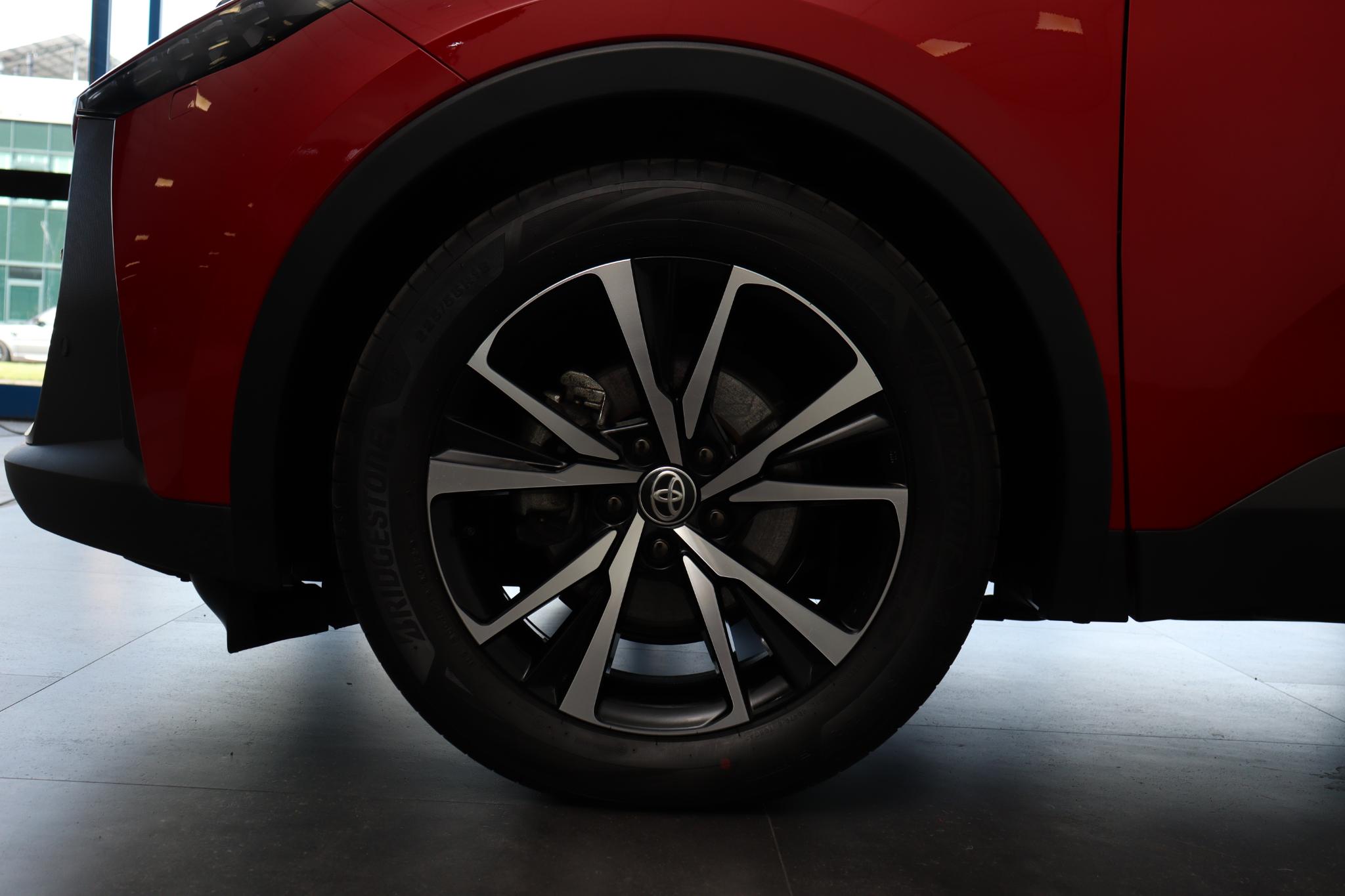Foto van Toyota C-hr