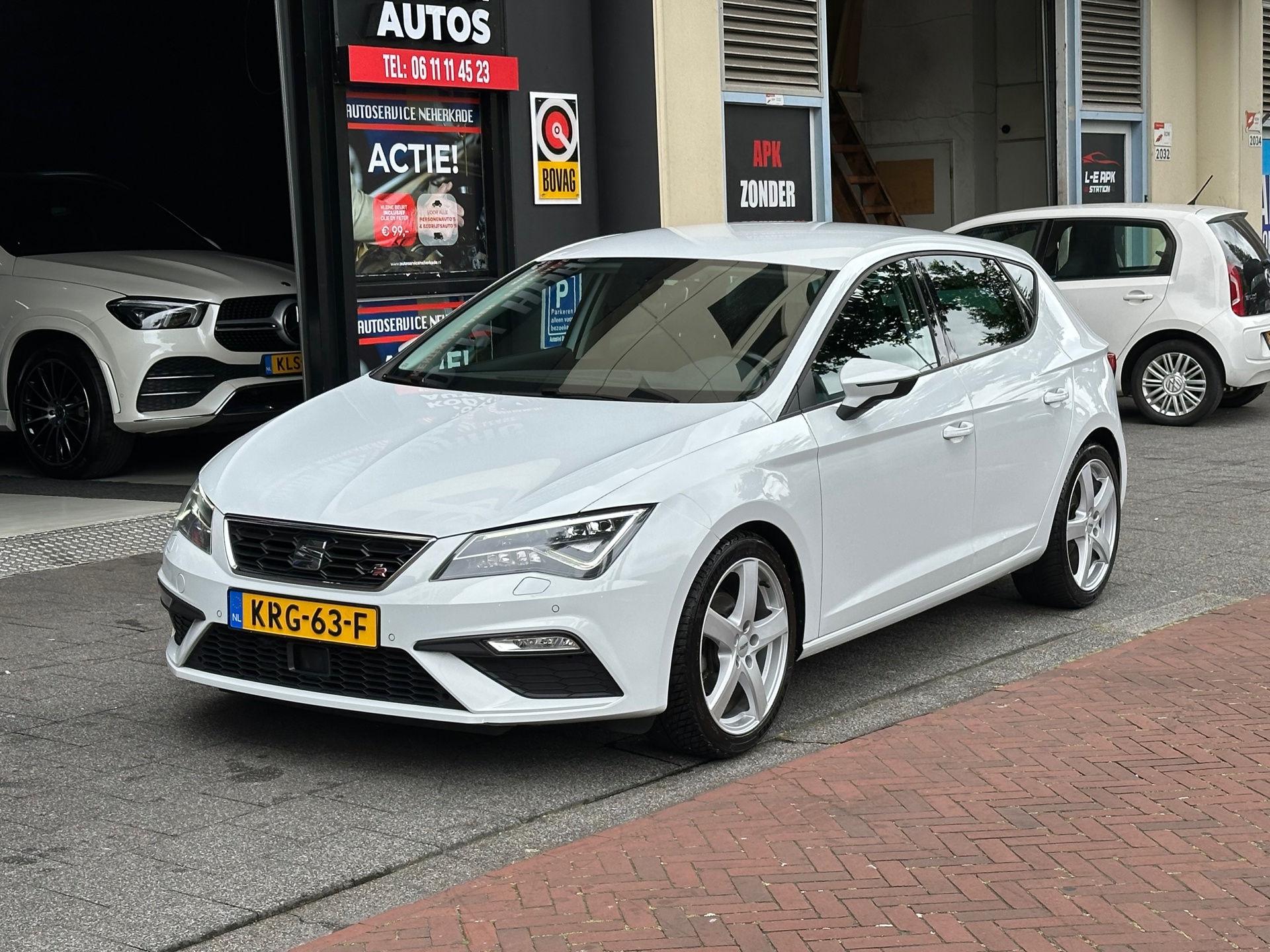 Seat Leon 1.5 TSI FR Edition Automaat Leer Navi Carplay 2019 - voorkant