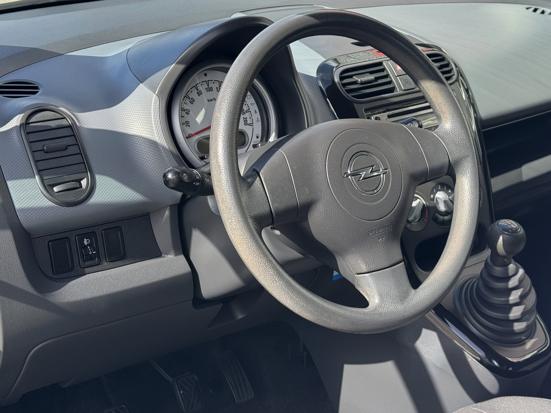 Foto van Opel Agila