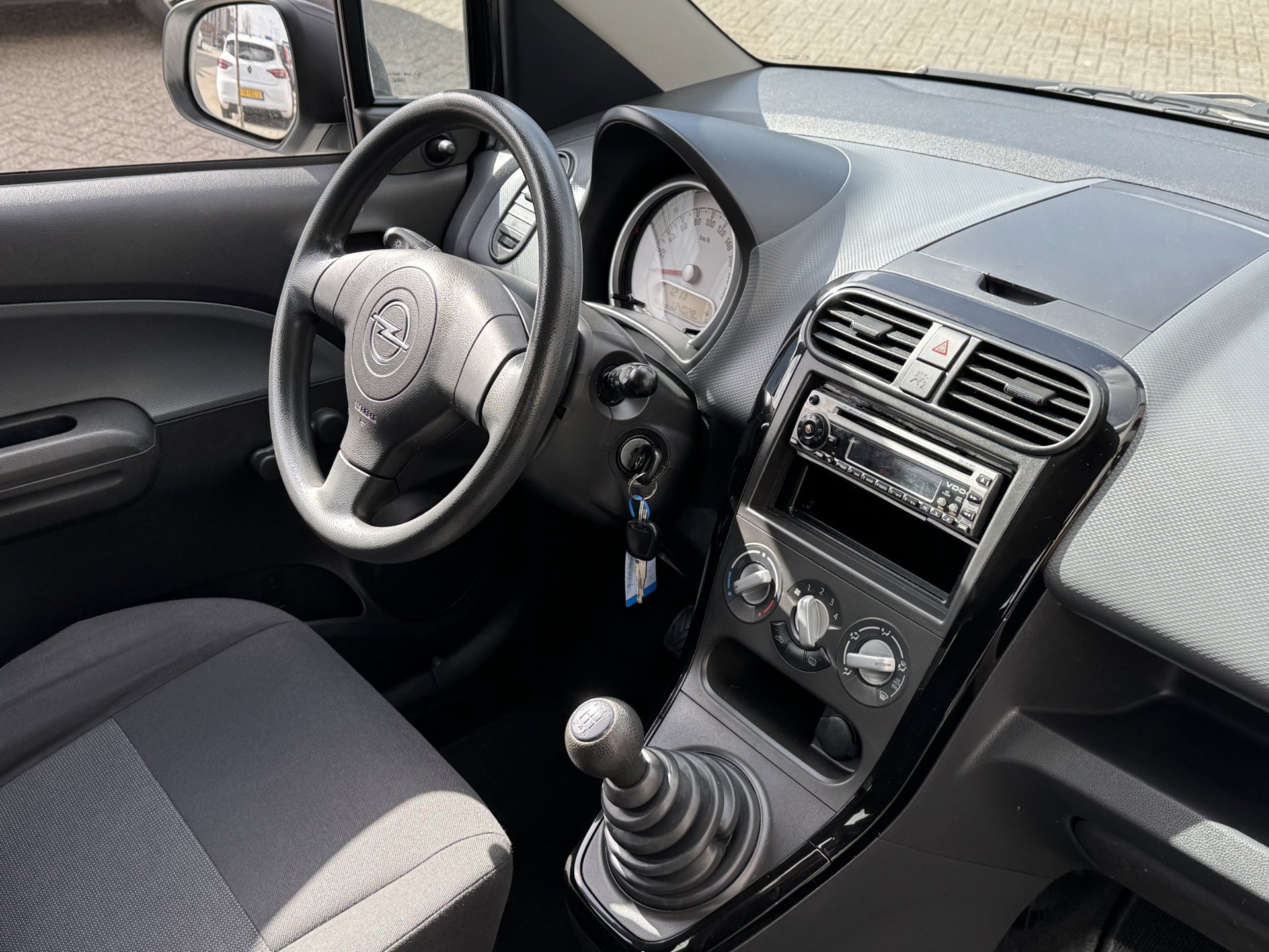 Foto van Opel Agila
