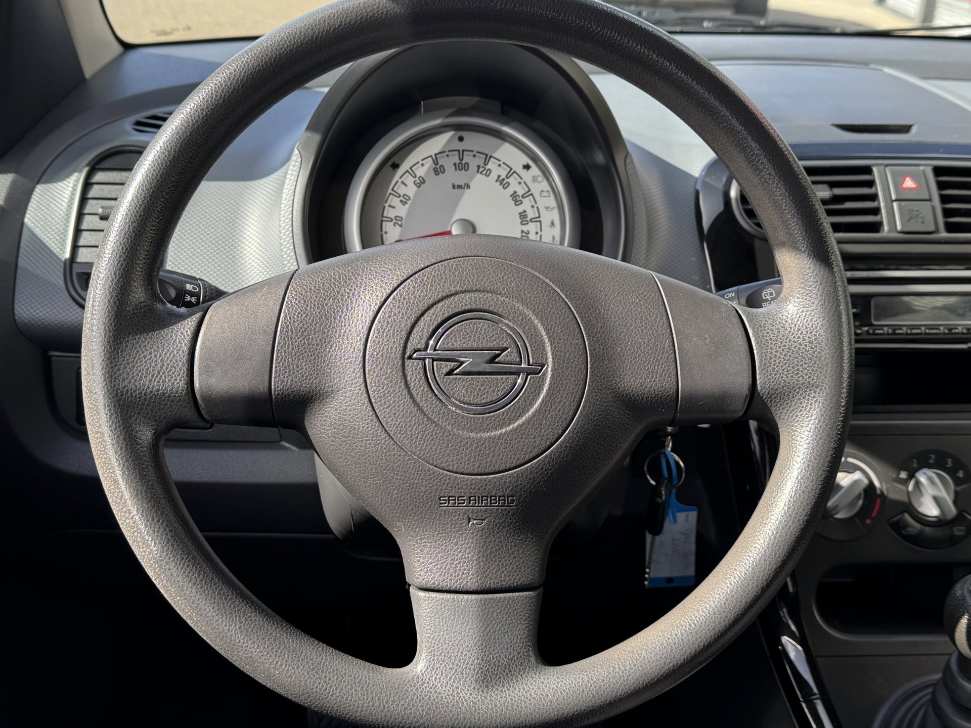 Foto van Opel Agila