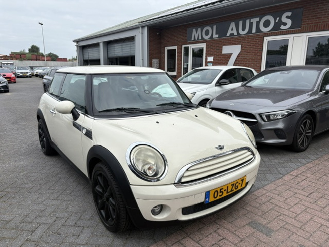 Foto van Mini One