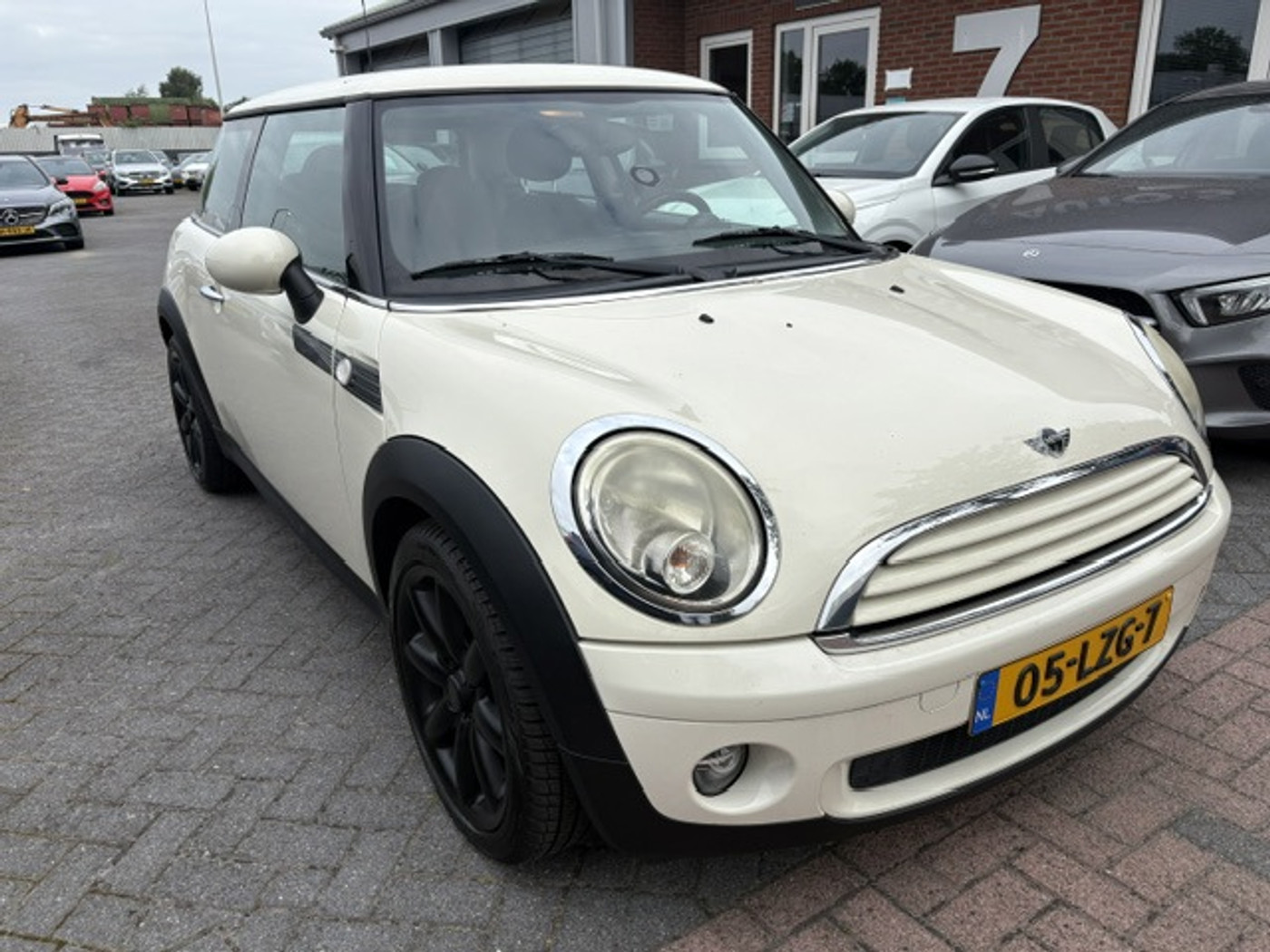 Foto van Mini One