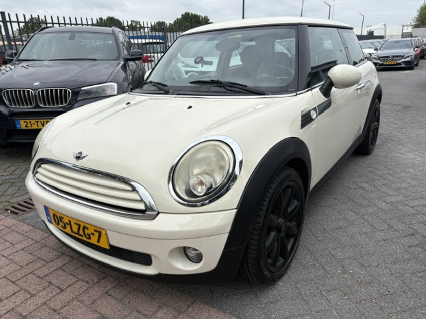 Foto van Mini One