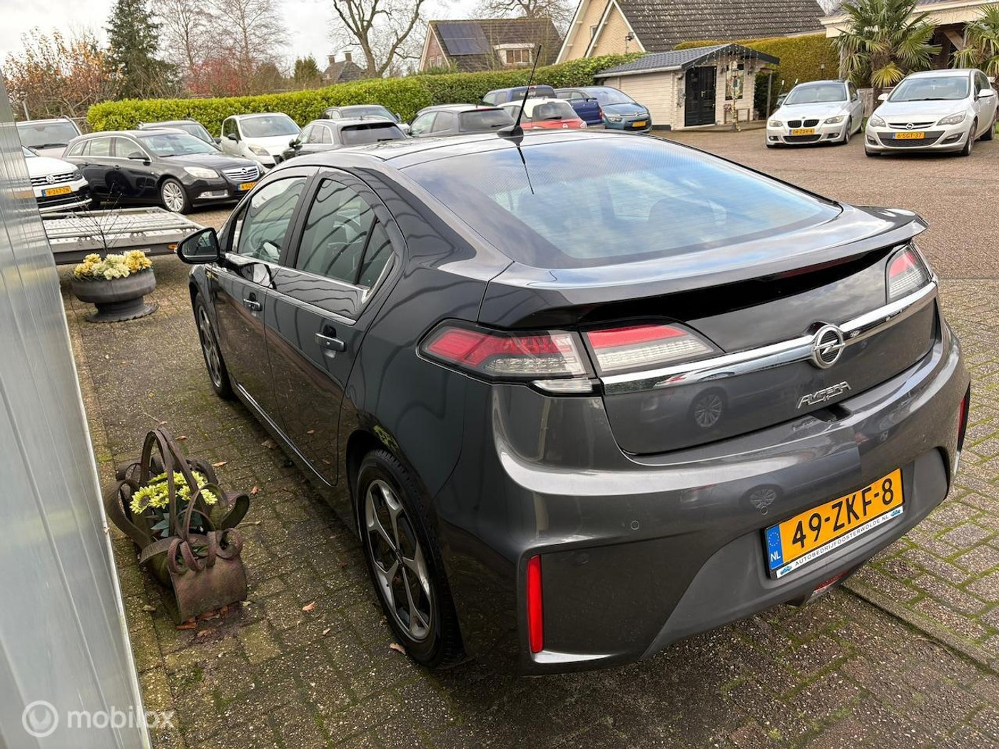Foto van Opel Ampera