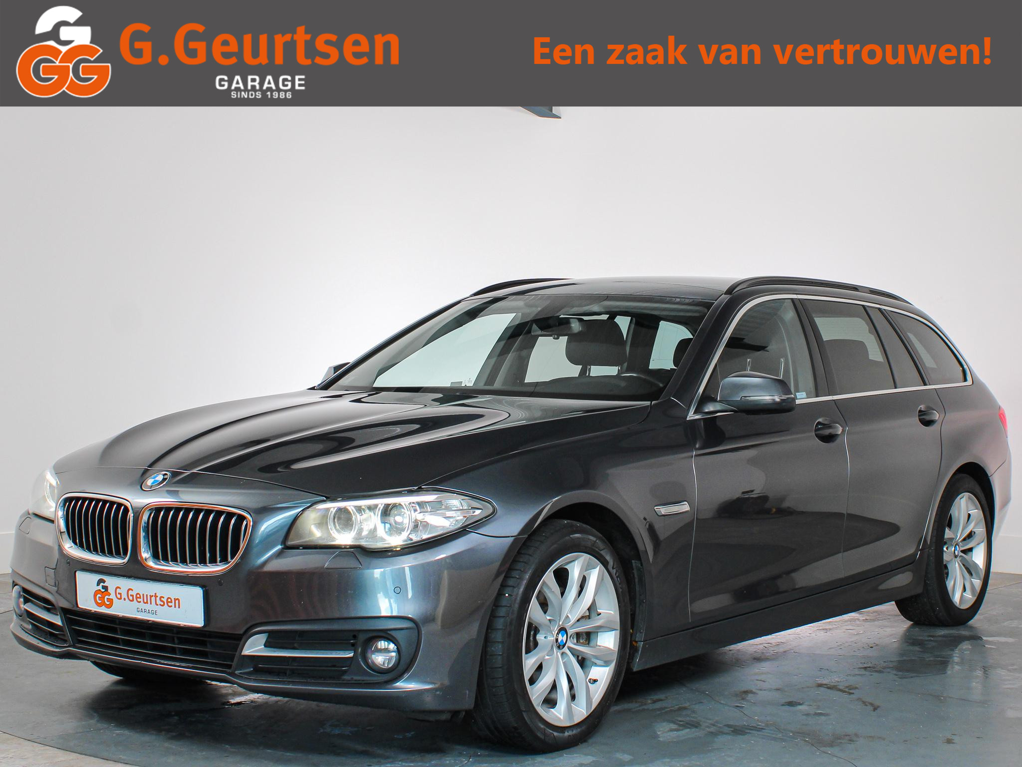 BMW 5-serie Touring 520xd M Sport Edition 2017 - voorkant