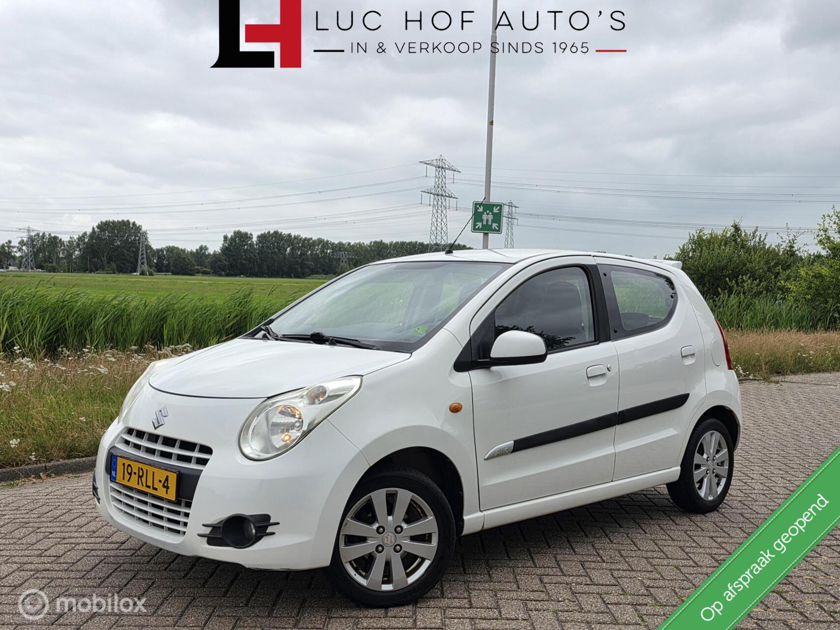 Suzuki Alto 1.0 Exclusive 2011 - voorkant