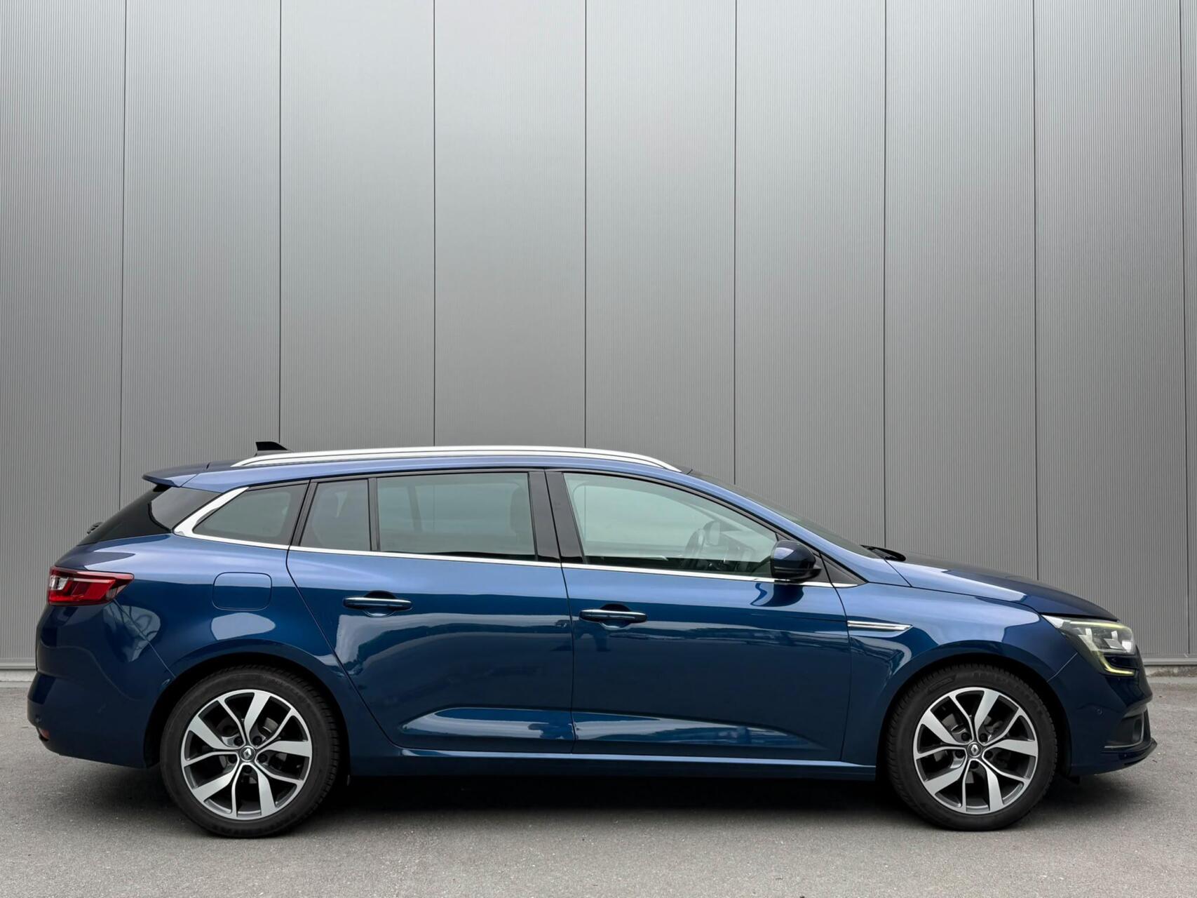Renault Megane 1.2 TCe Bose 2017 - voorkant