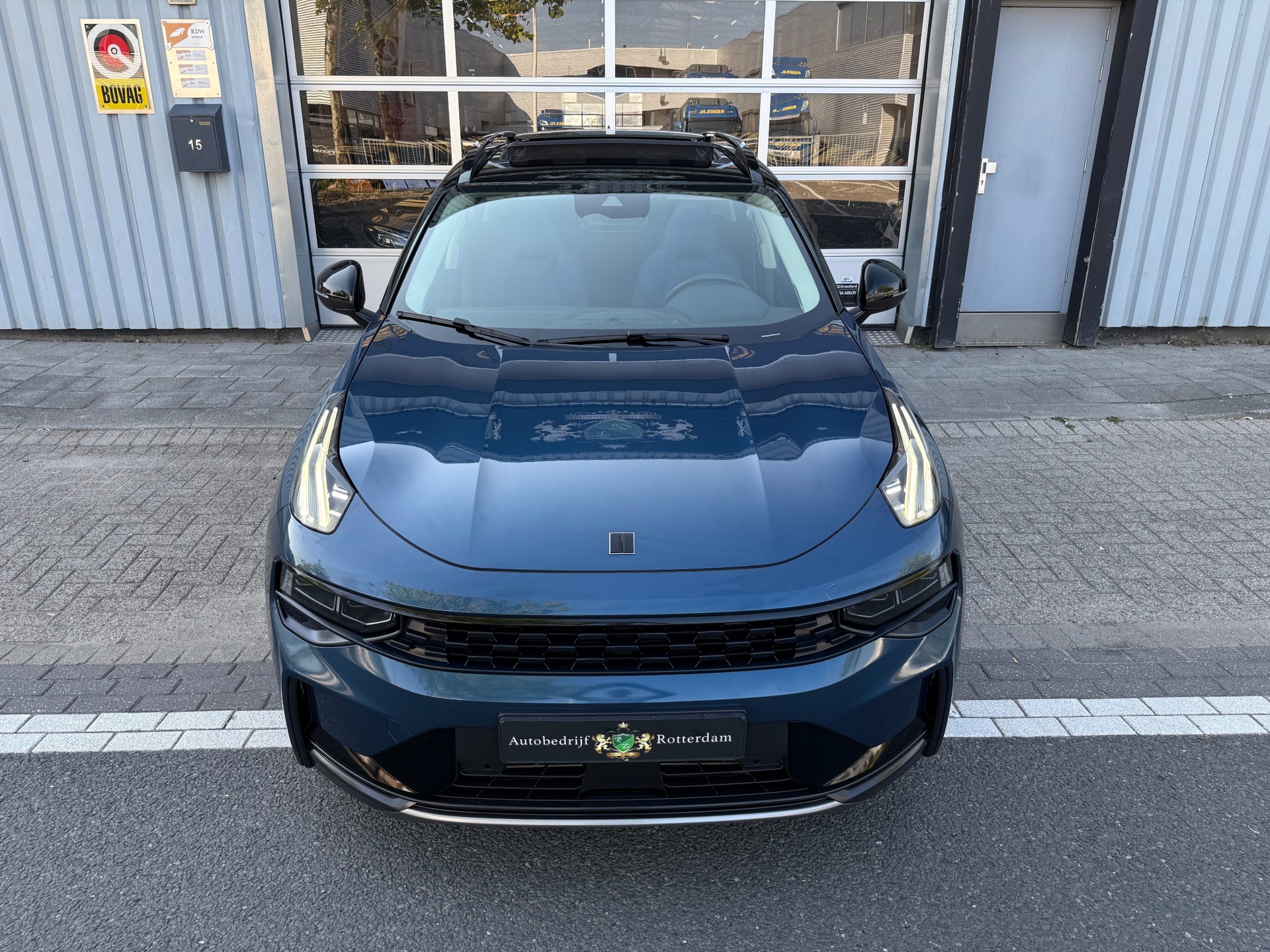 Foto van Lynk&co LYNK & Co 01