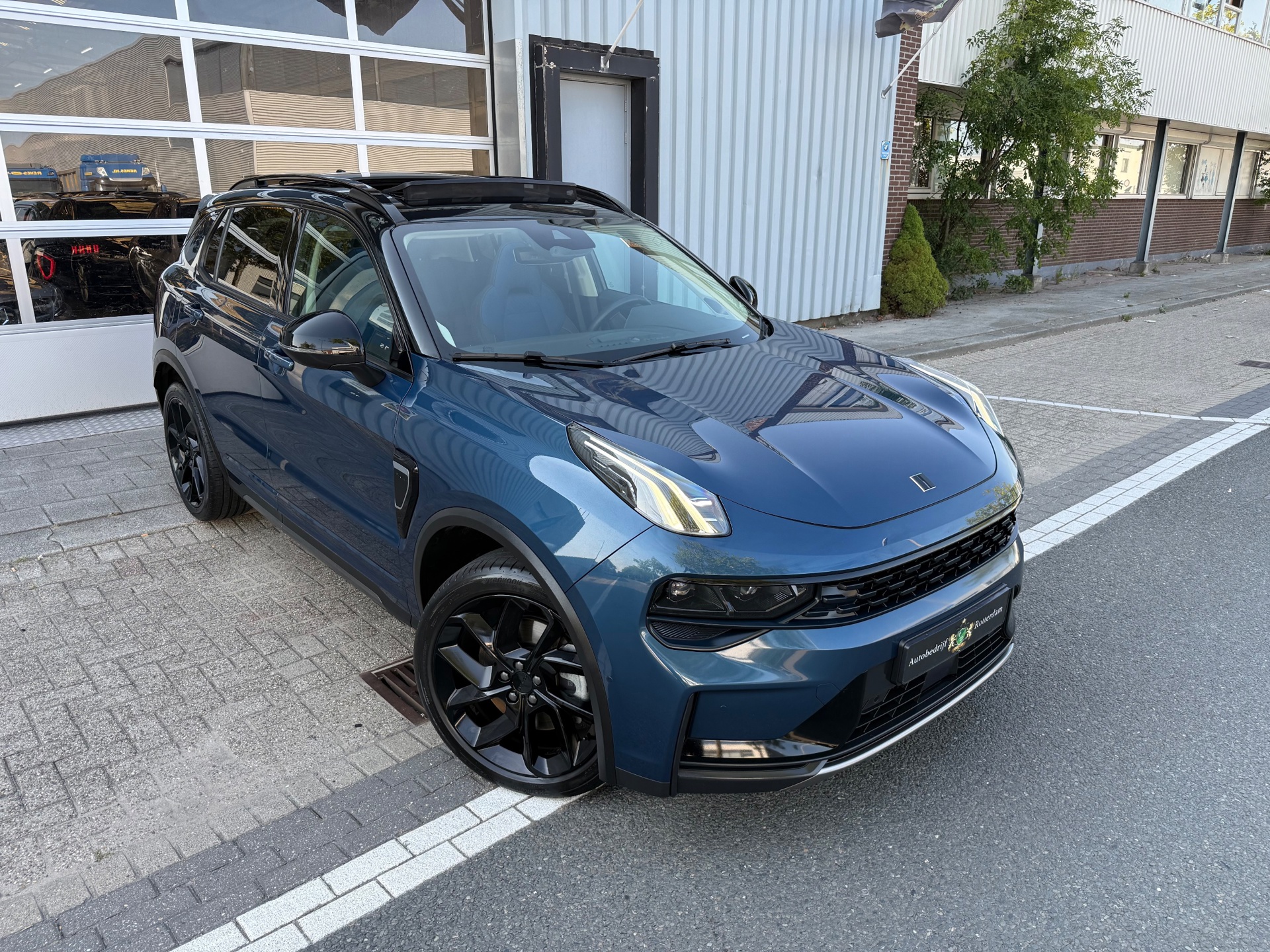 Foto van Lynk&co LYNK & Co 01