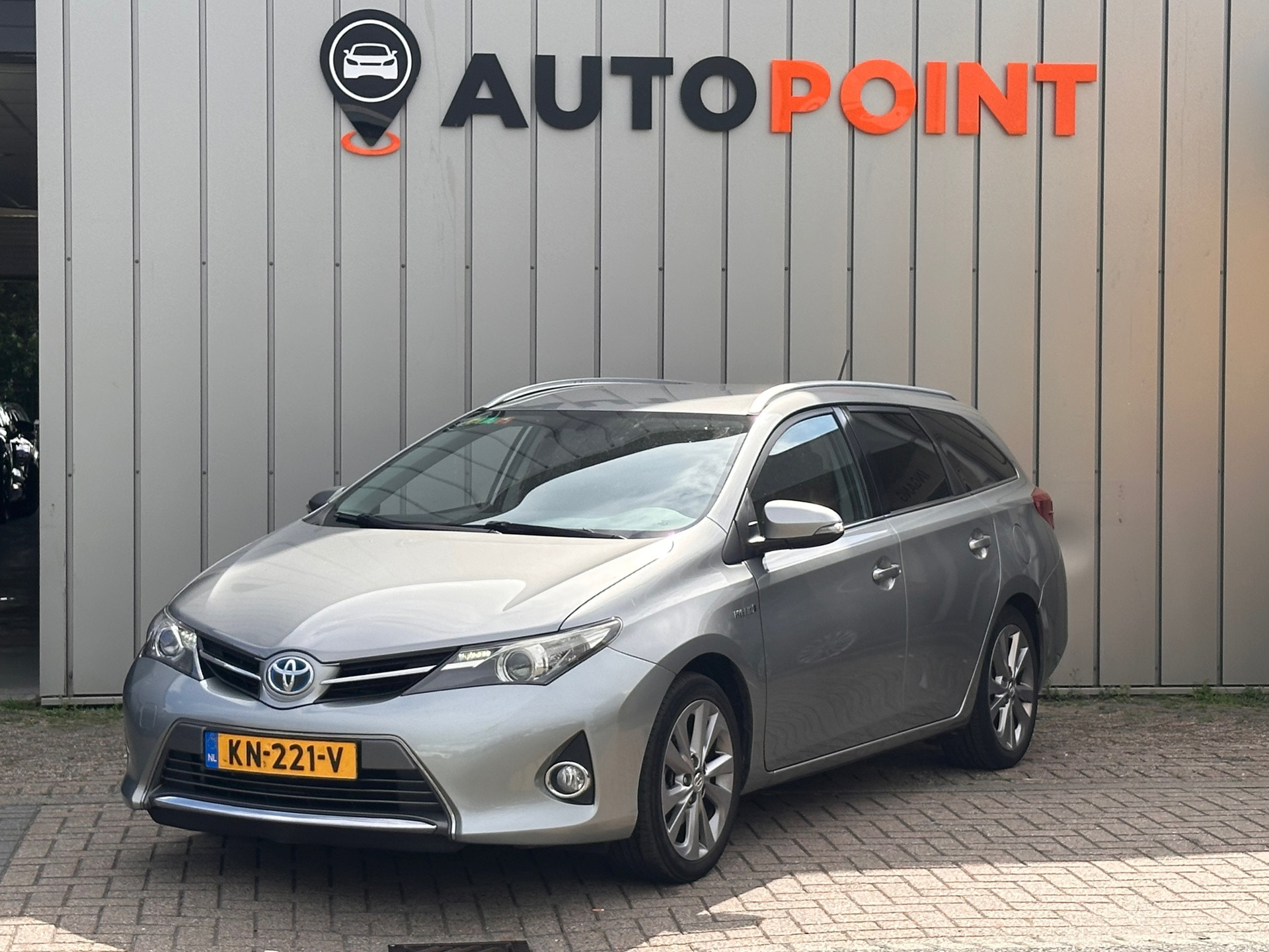 Toyota Auris Touring Sports 1.8 Hybr. Lease 2014 - voorkant