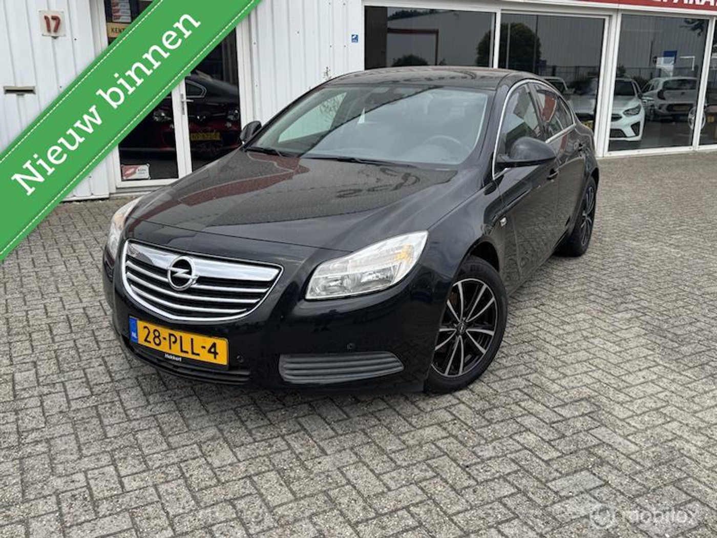 Opel Insignia Limousine NB 1.8 Edition 2011 - voorkant