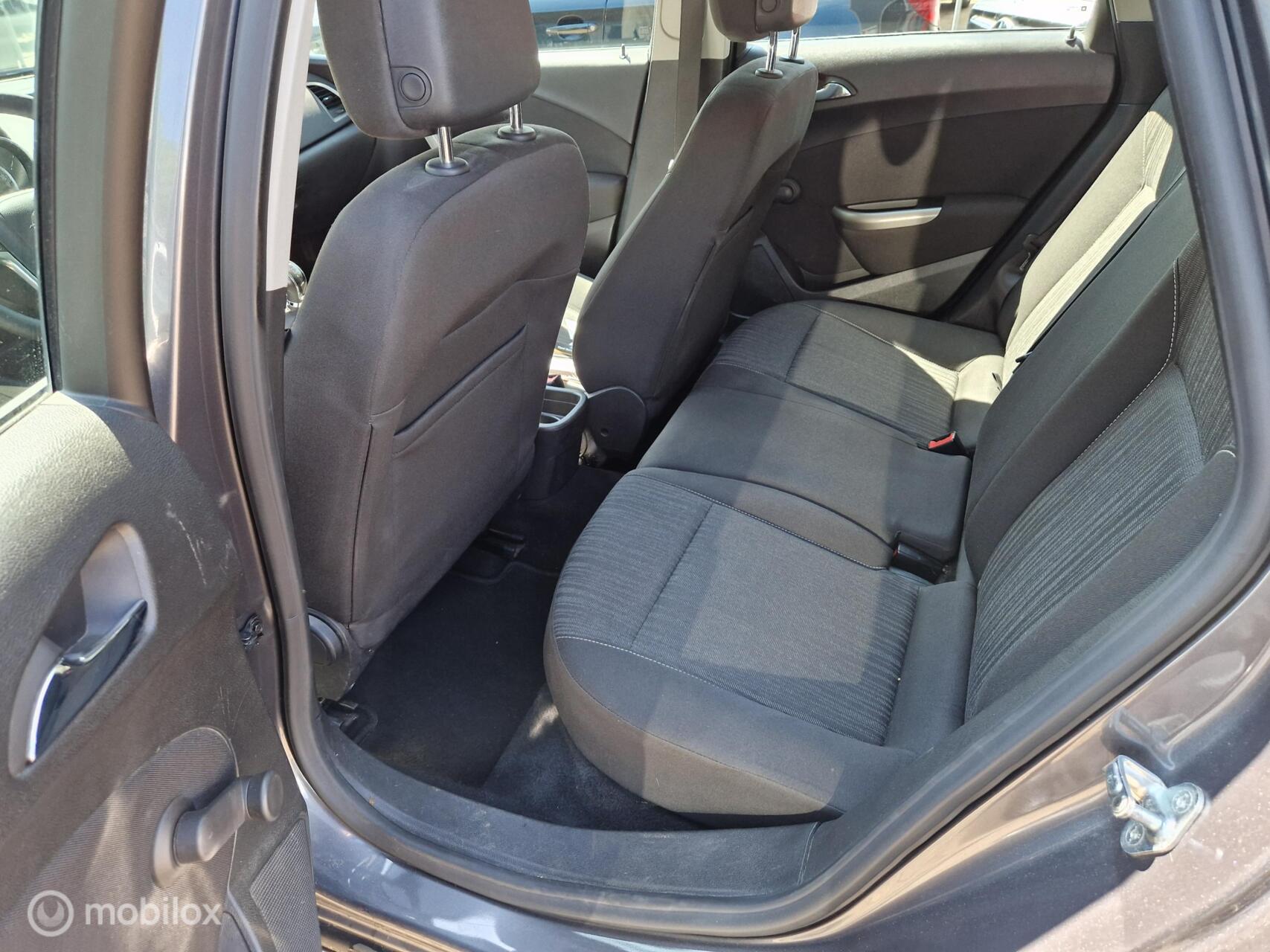 Foto van Opel Astra Sports Tourer