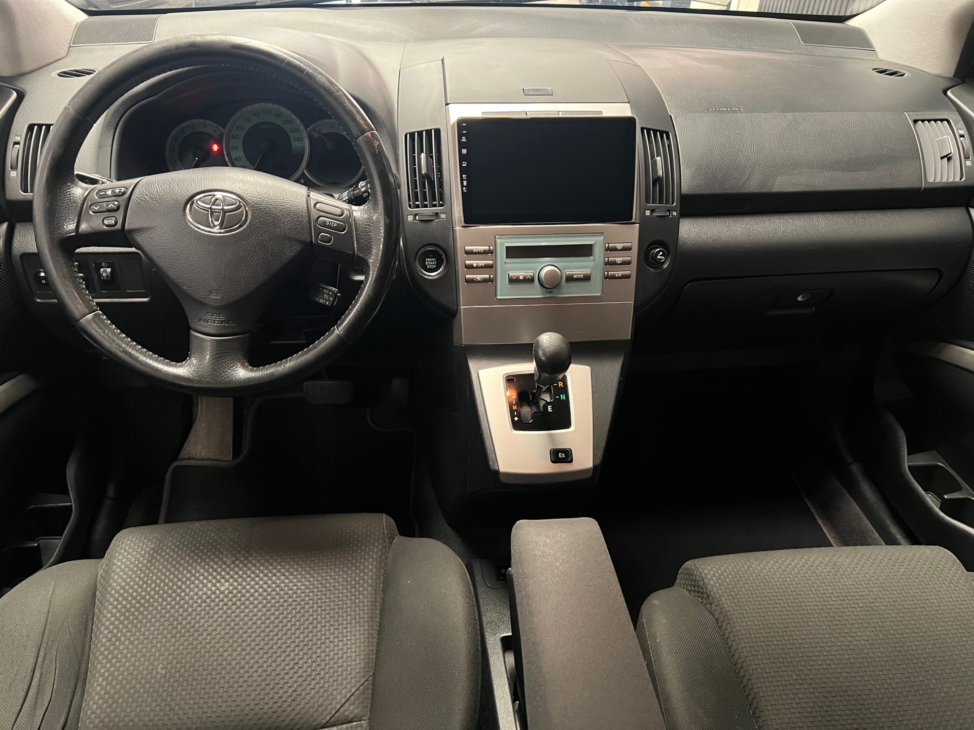 Foto van Toyota Toyota Corolla Verso