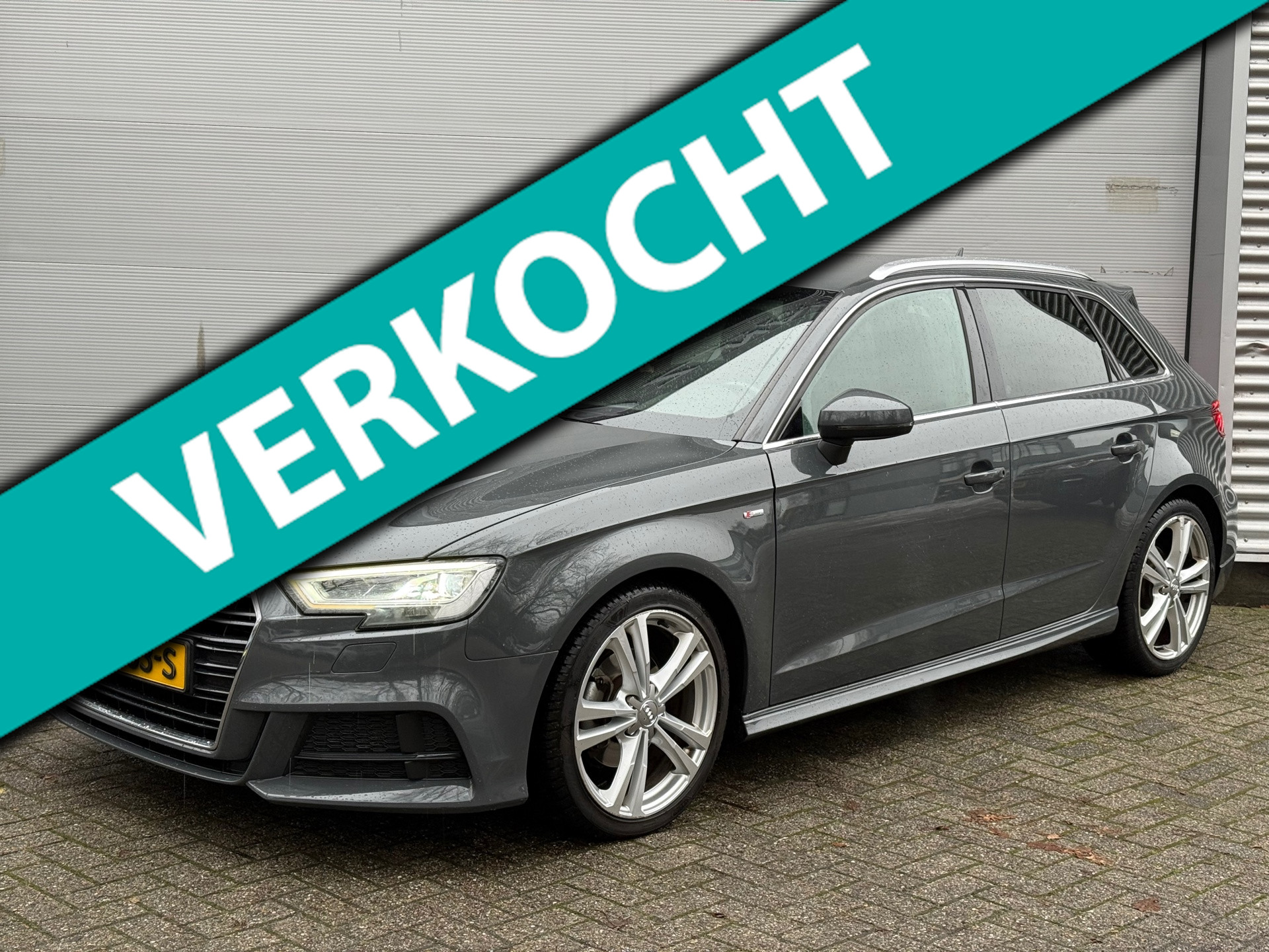 Audi A3 Sportback 30 TFSI Sport S Line Edition l Virtual l Distr VV l Navi l Cruise l Xenon l VDOH l 2019 - voorkant