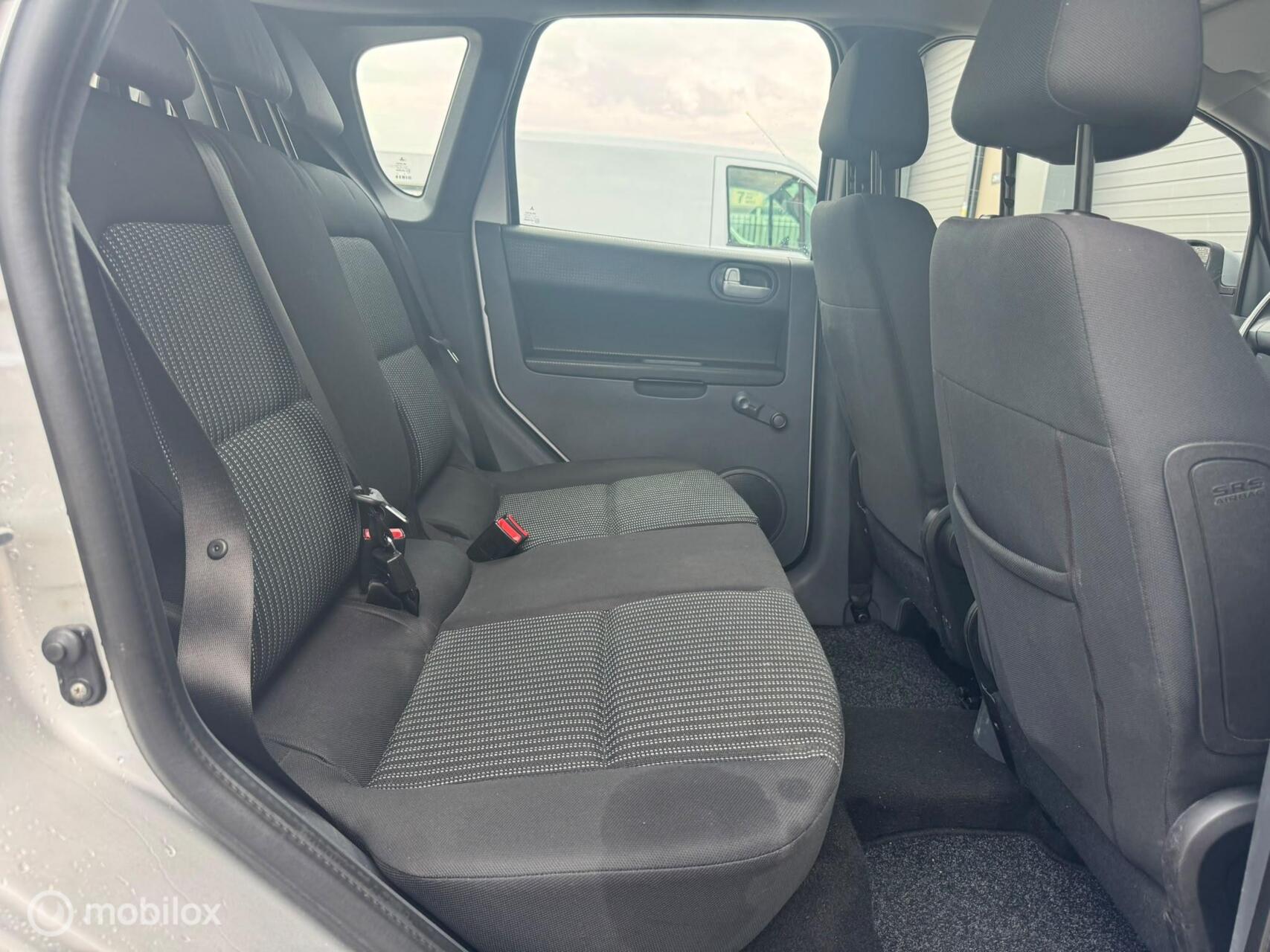 Foto van Mitsubishi Mitsubishi Colt
