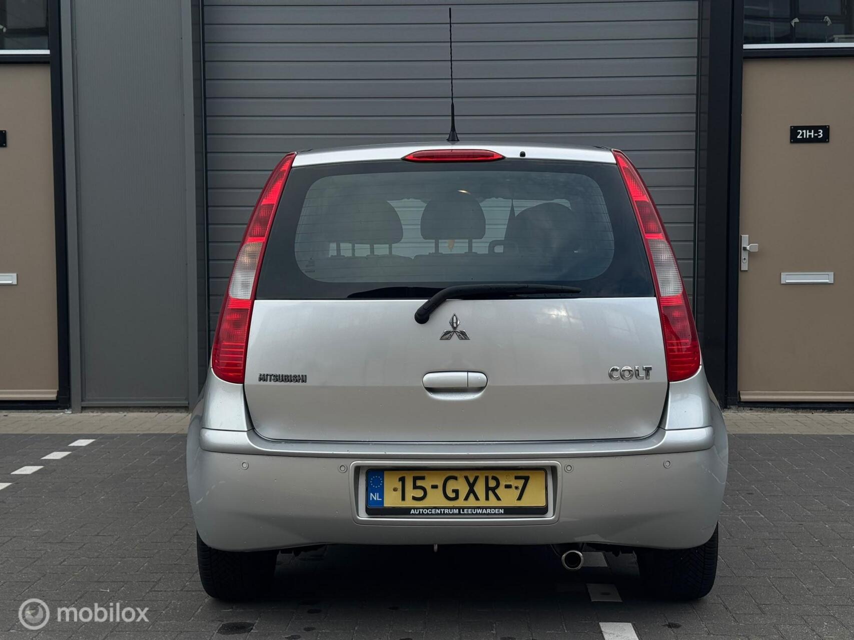Foto van Mitsubishi Mitsubishi Colt