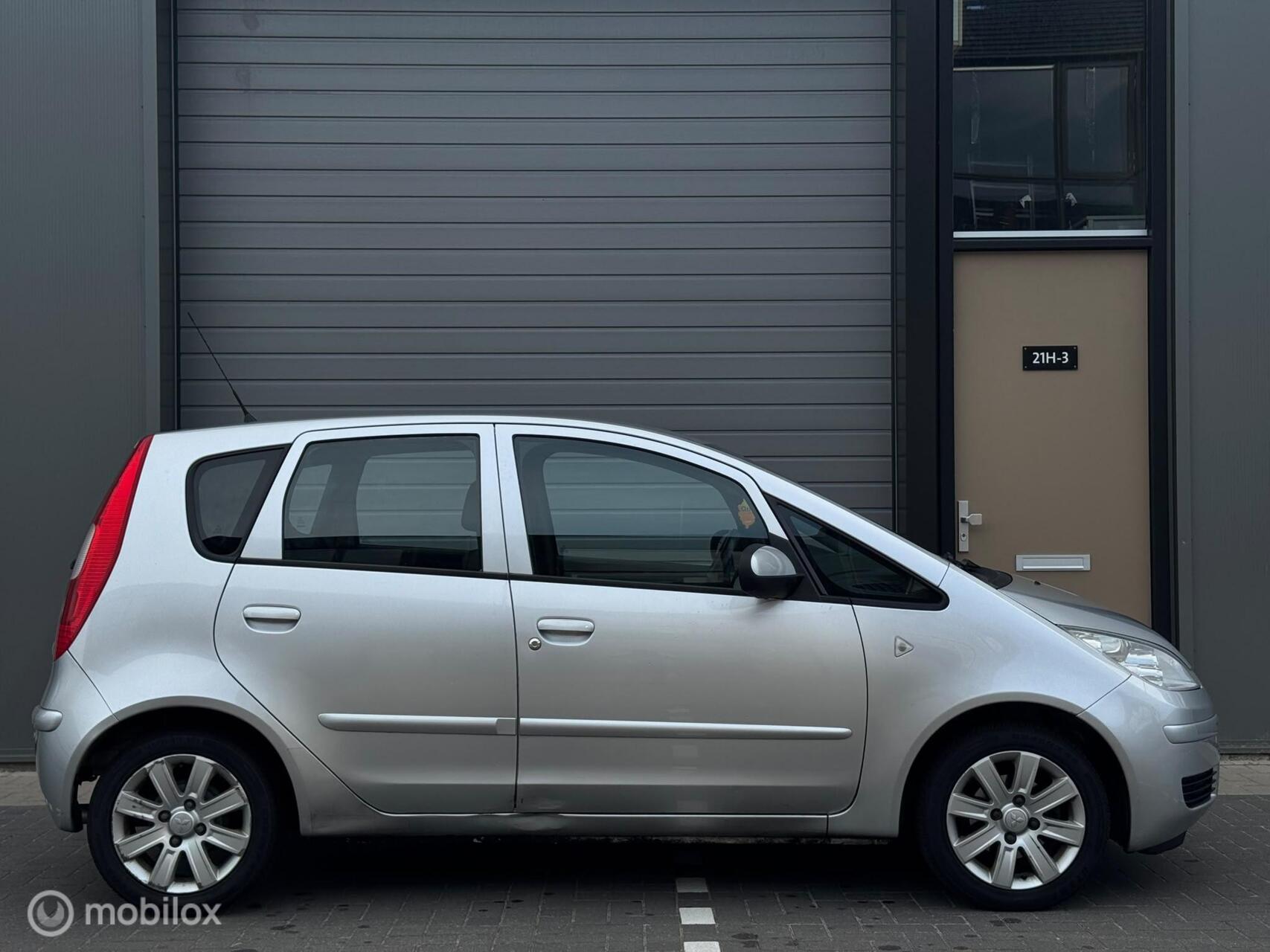 Foto van Mitsubishi Mitsubishi Colt