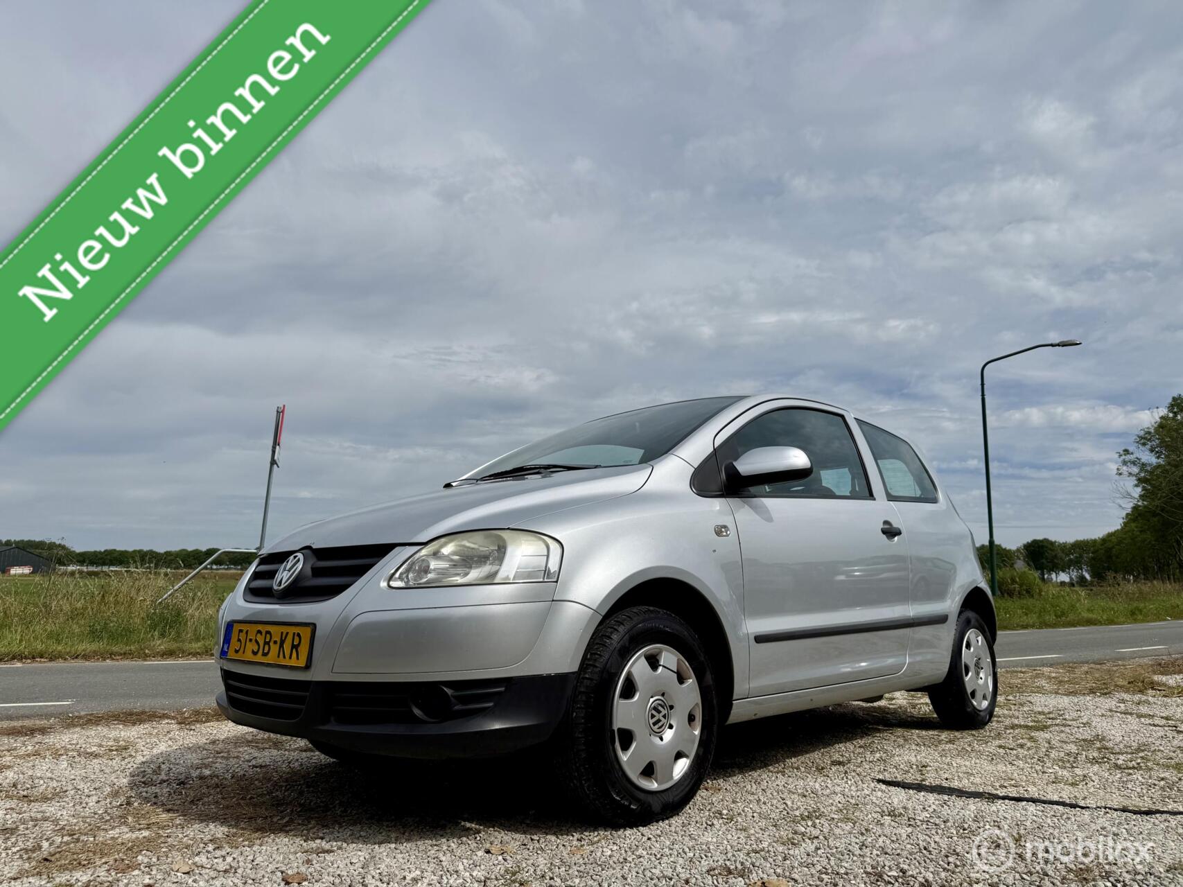 Volkswagen Fox 1.2 Comfort, BJ 2005, APK Sept 2026, Zuinig 2005 - voorkant
