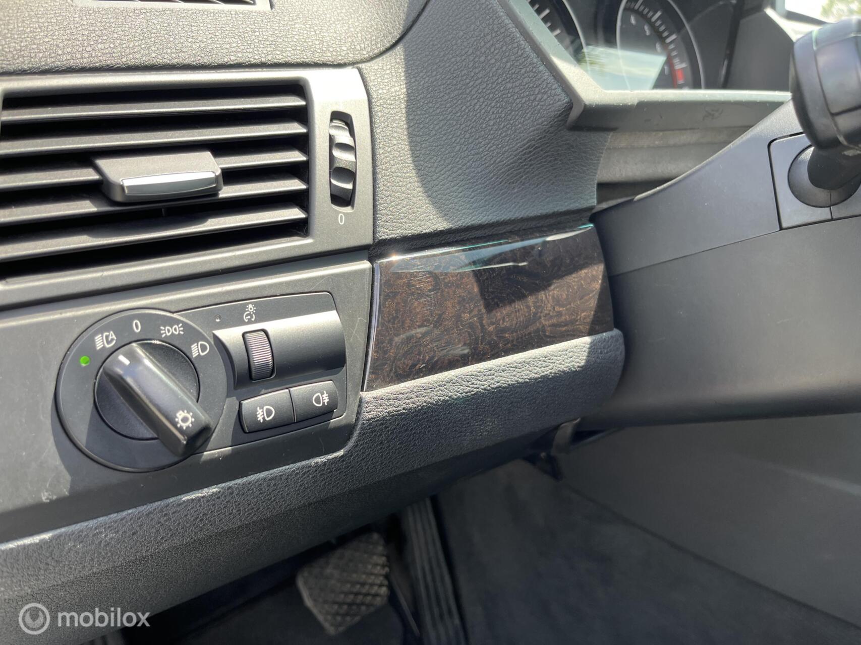 Foto van BMW X3 2.5si