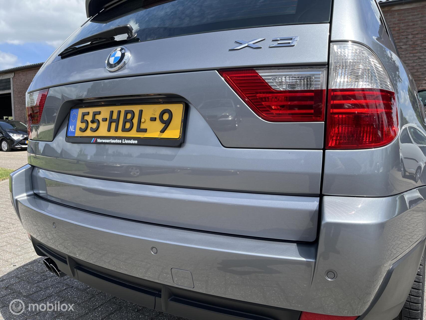 Foto van BMW X3 2.5si