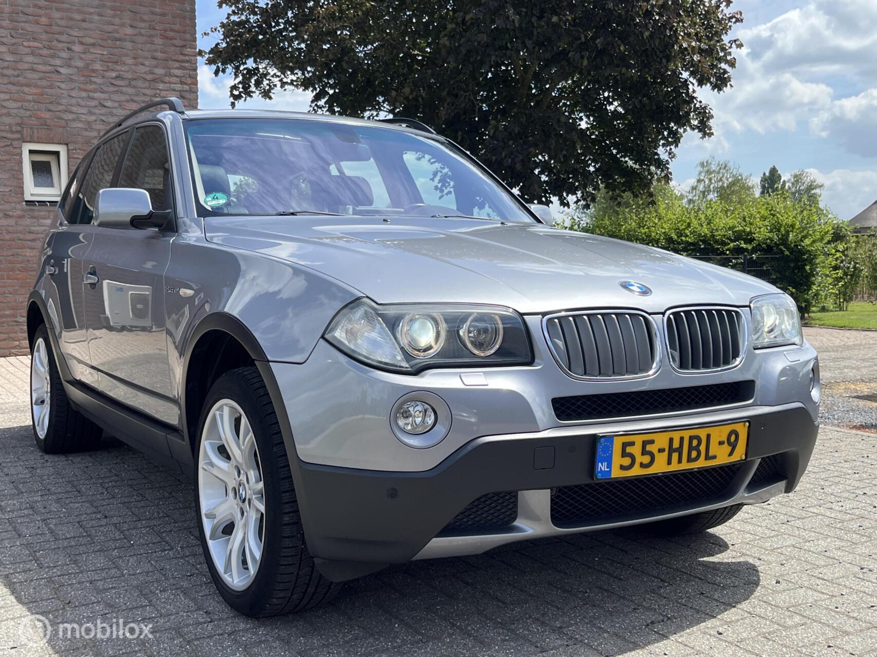 Foto van BMW X3 2.5si