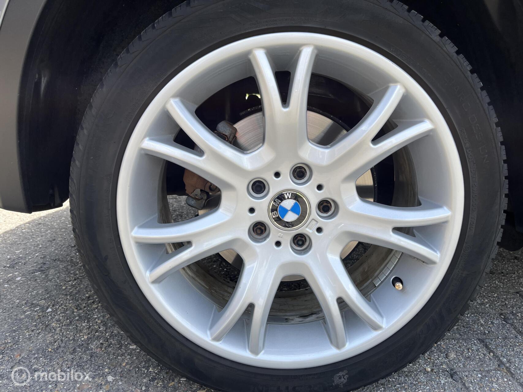 Foto van BMW X3 2.5si