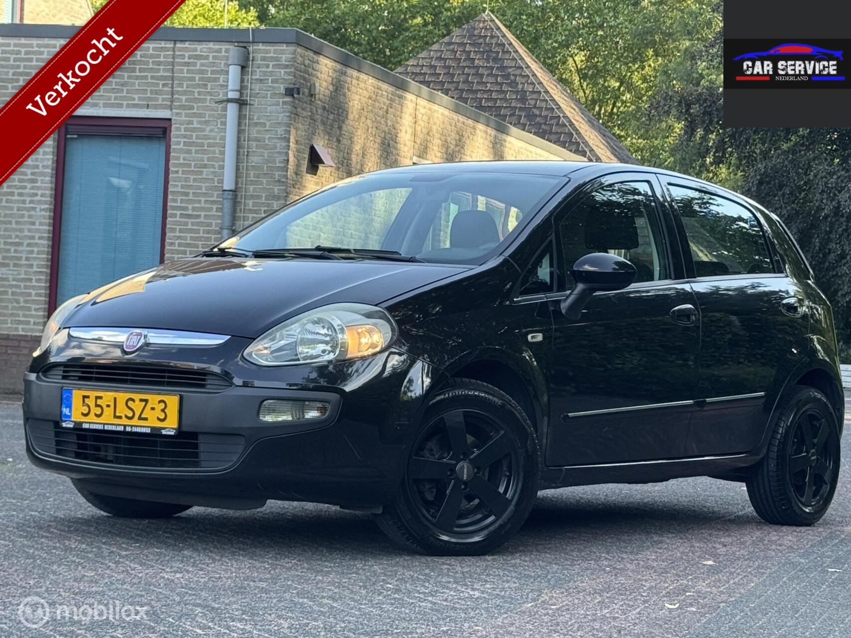Fiat Fiat Punto 1.4-16V Multiair Dynamic/NAP/APK/LMV/PDC/1e EIG 2010 - voorkant