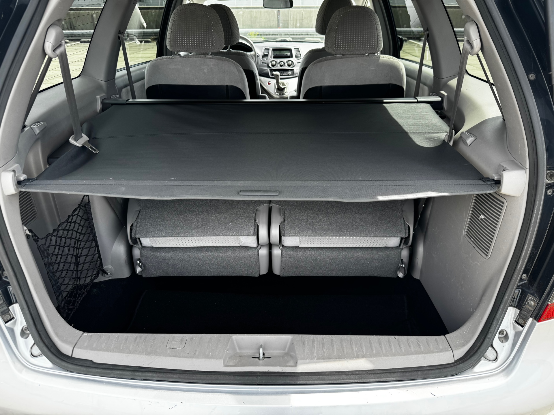 Foto van Mitsubishi Mitsubishi Grandis