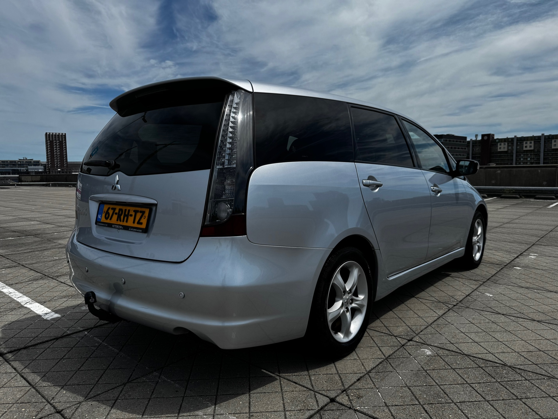 Foto van Mitsubishi Mitsubishi Grandis