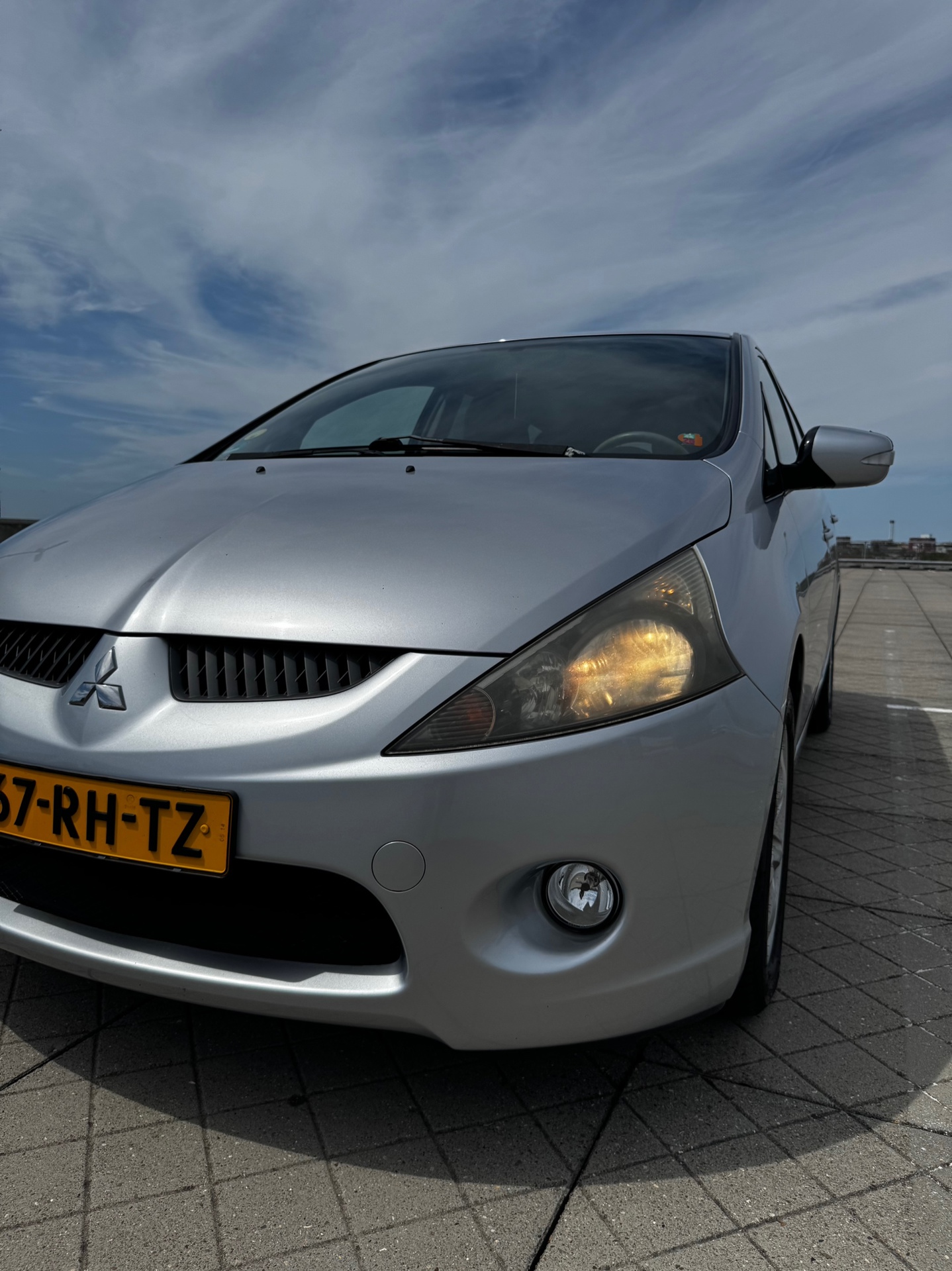 Foto van Mitsubishi Mitsubishi Grandis