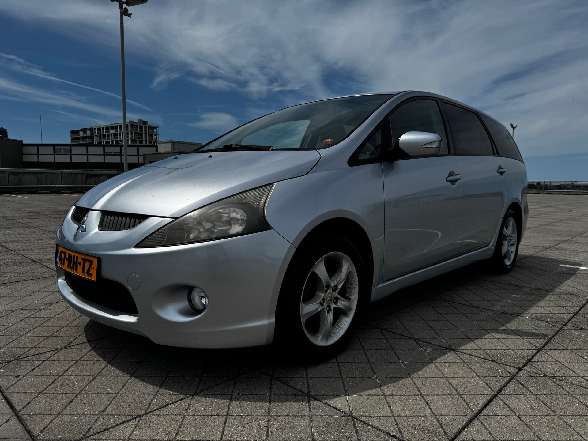 Foto van Mitsubishi Mitsubishi Grandis