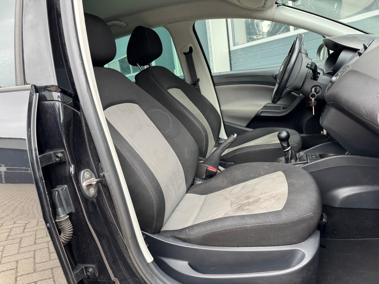Foto van Seat Ibiza ST