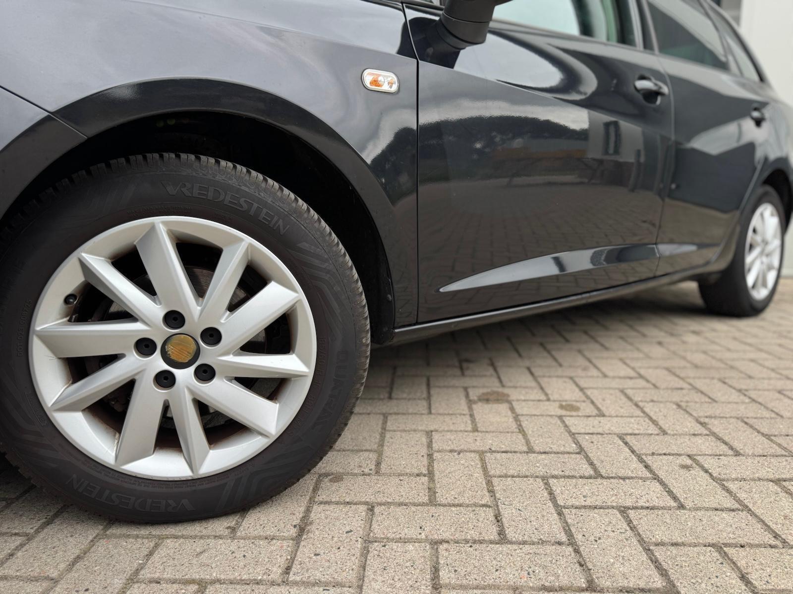 Foto van Seat Ibiza ST