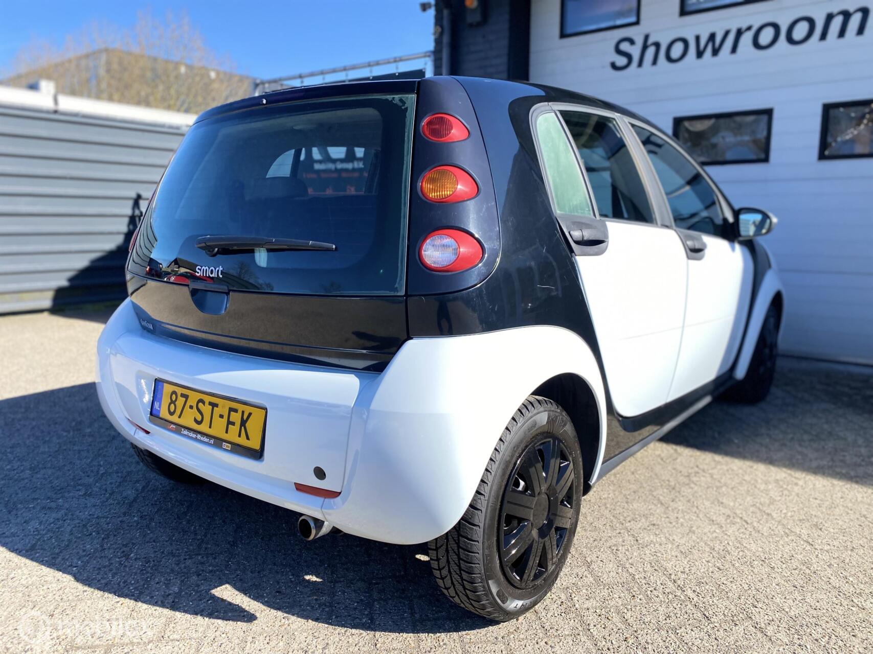 Foto van Smart Forfour 1.0