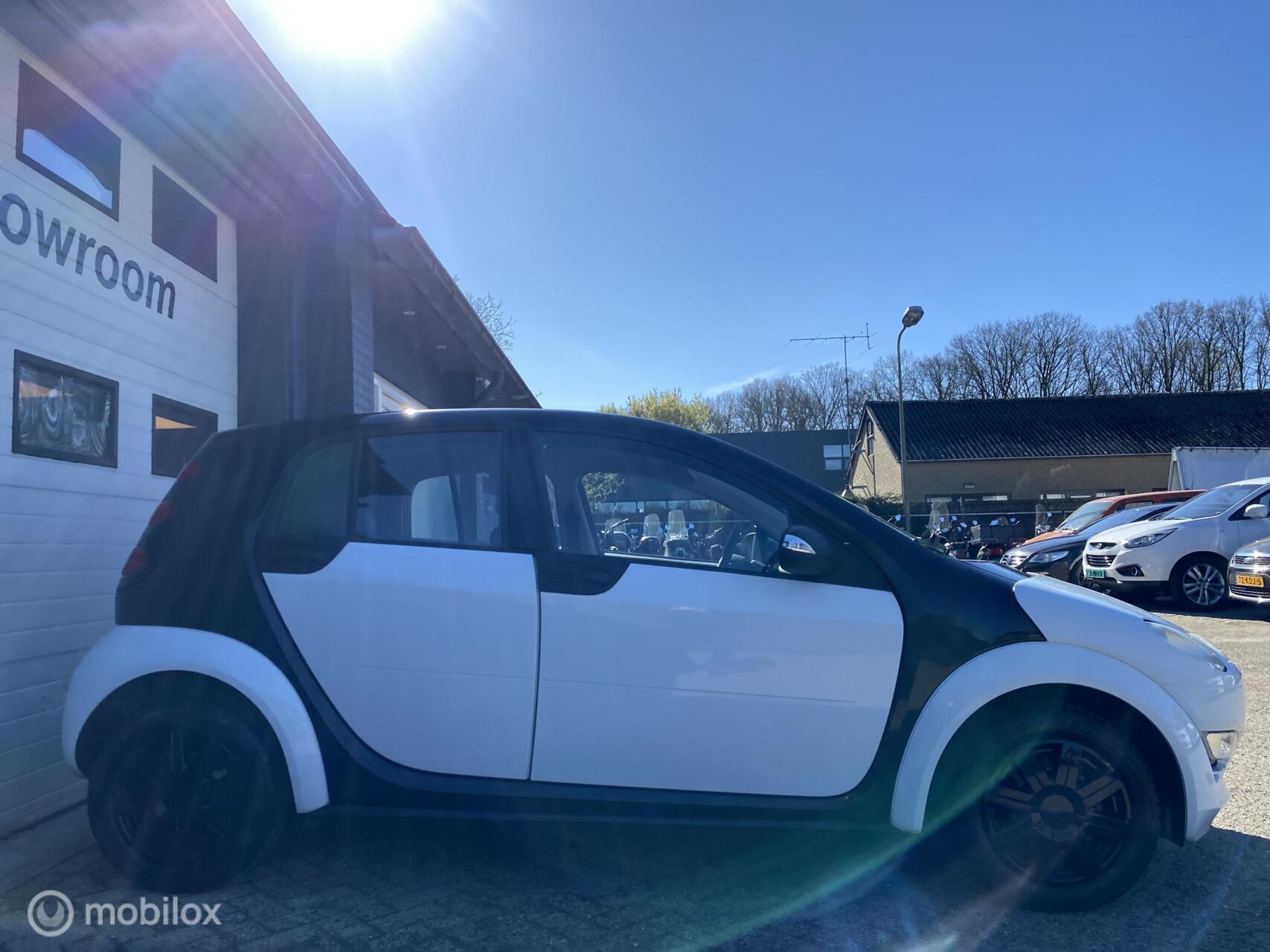 Foto van Smart Forfour 1.0