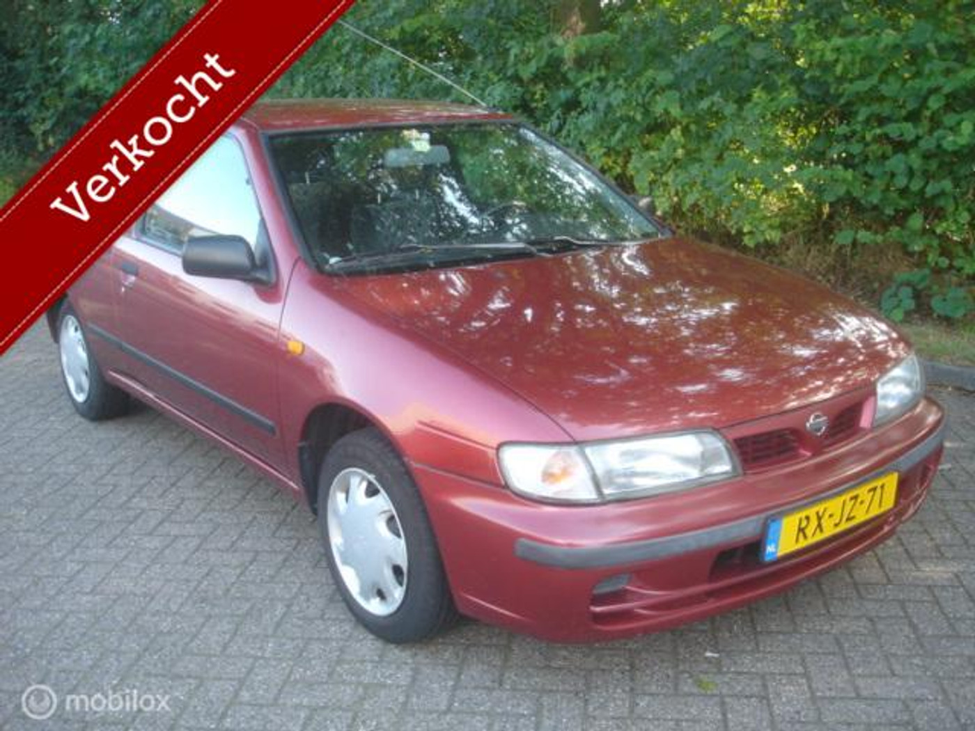 Nissan Almera 1.6 I Pulsar Comfort Airco stuurbekrachtiging 1997 - voorkant