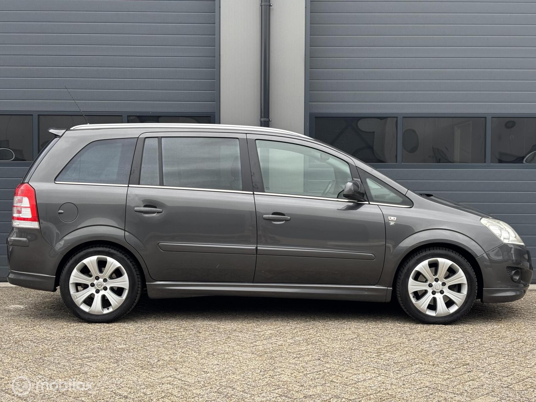 Foto van Opel Zafira