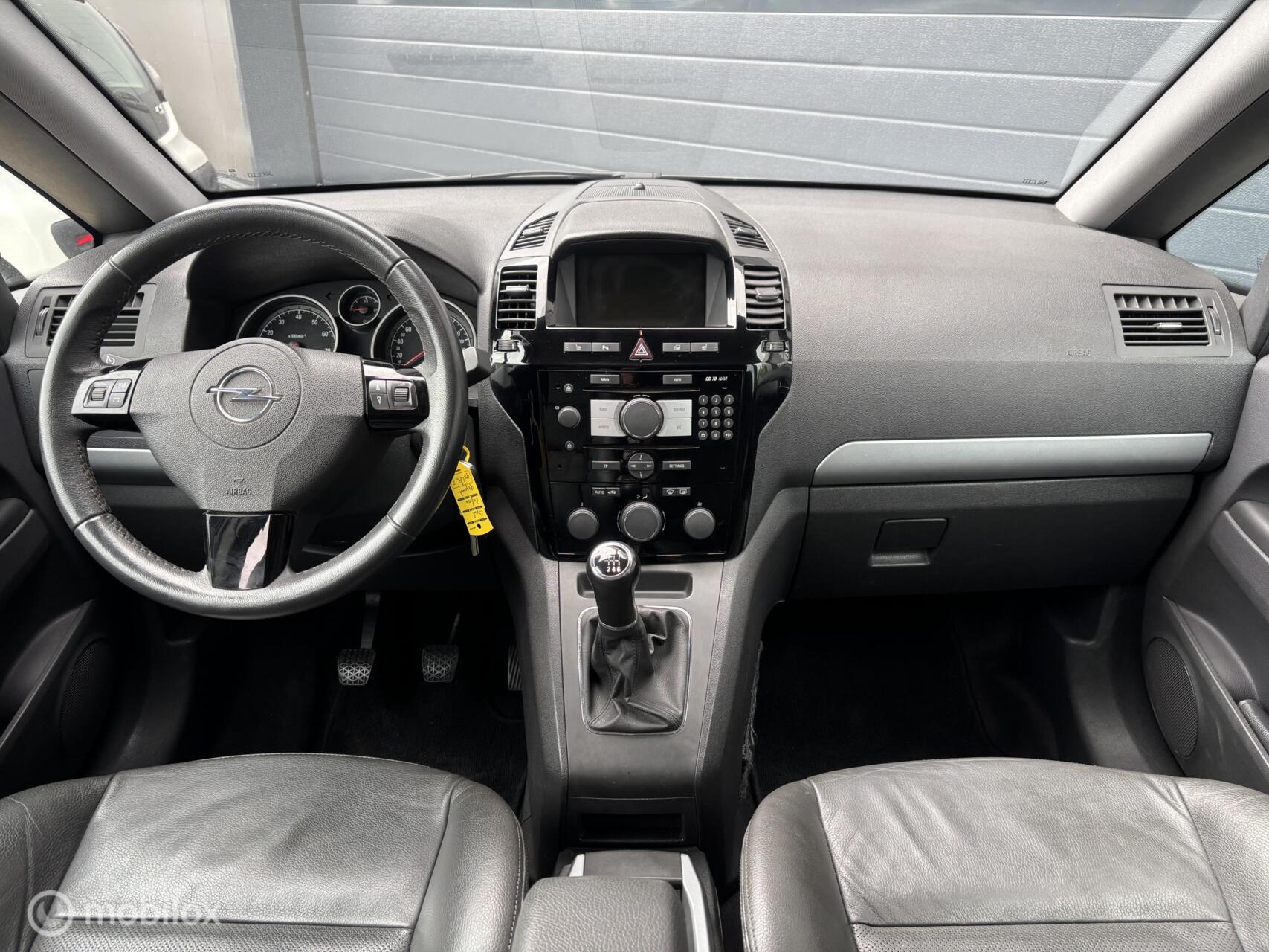 Foto van Opel Zafira