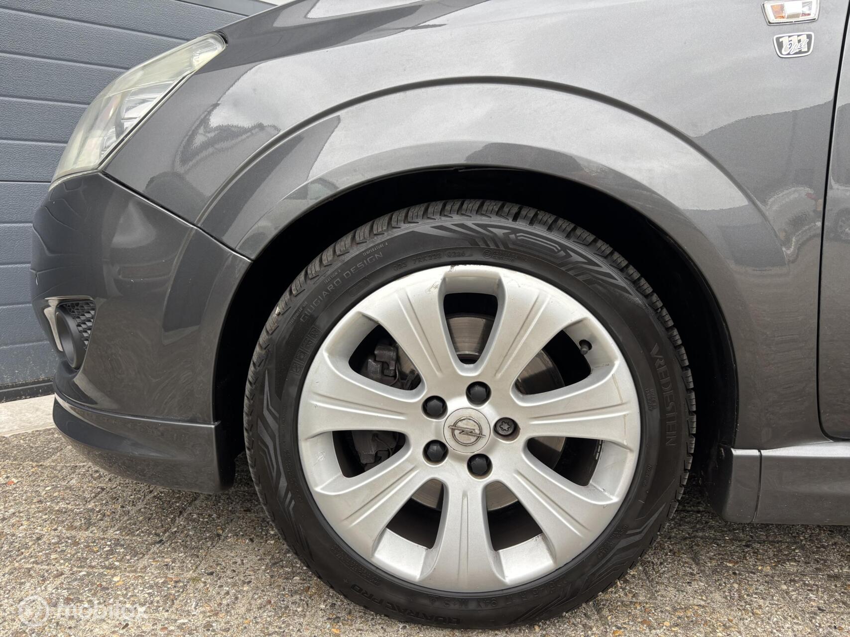 Foto van Opel Zafira