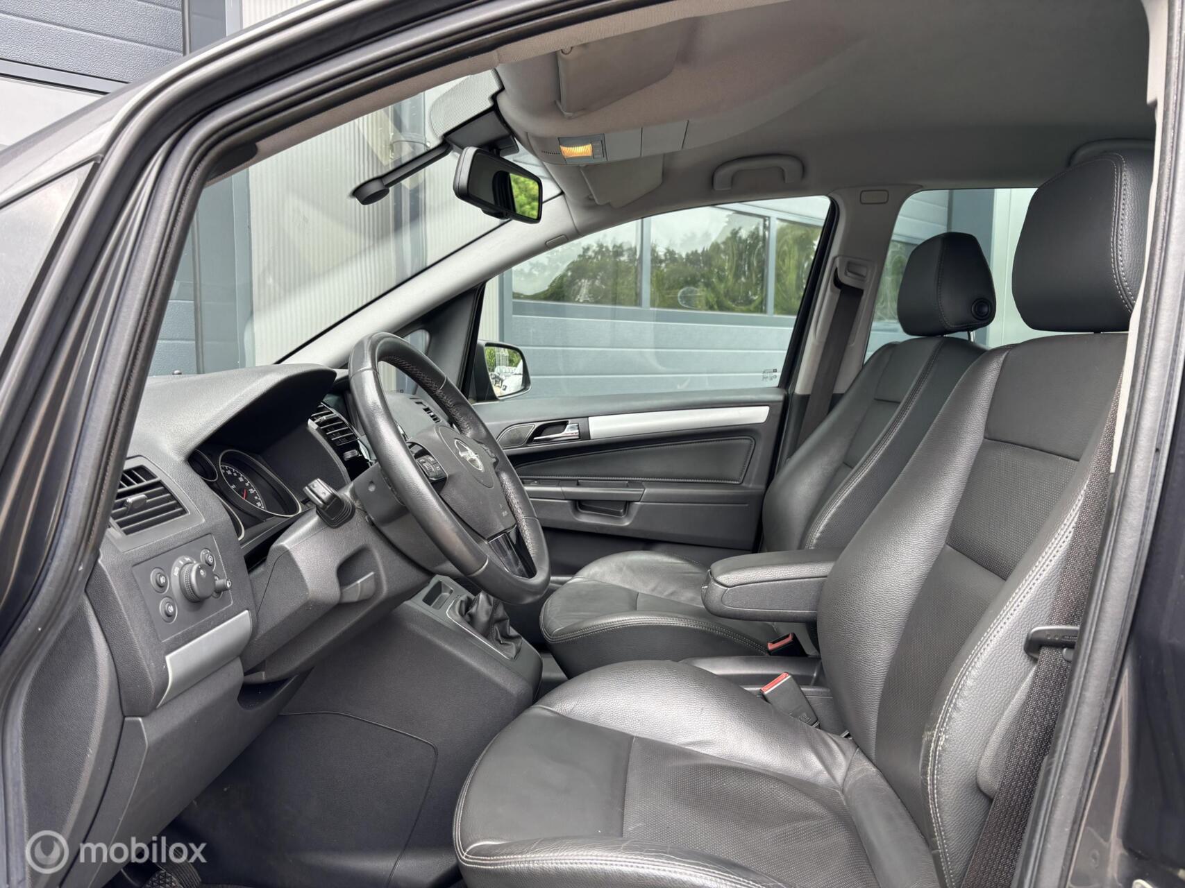 Foto van Opel Zafira
