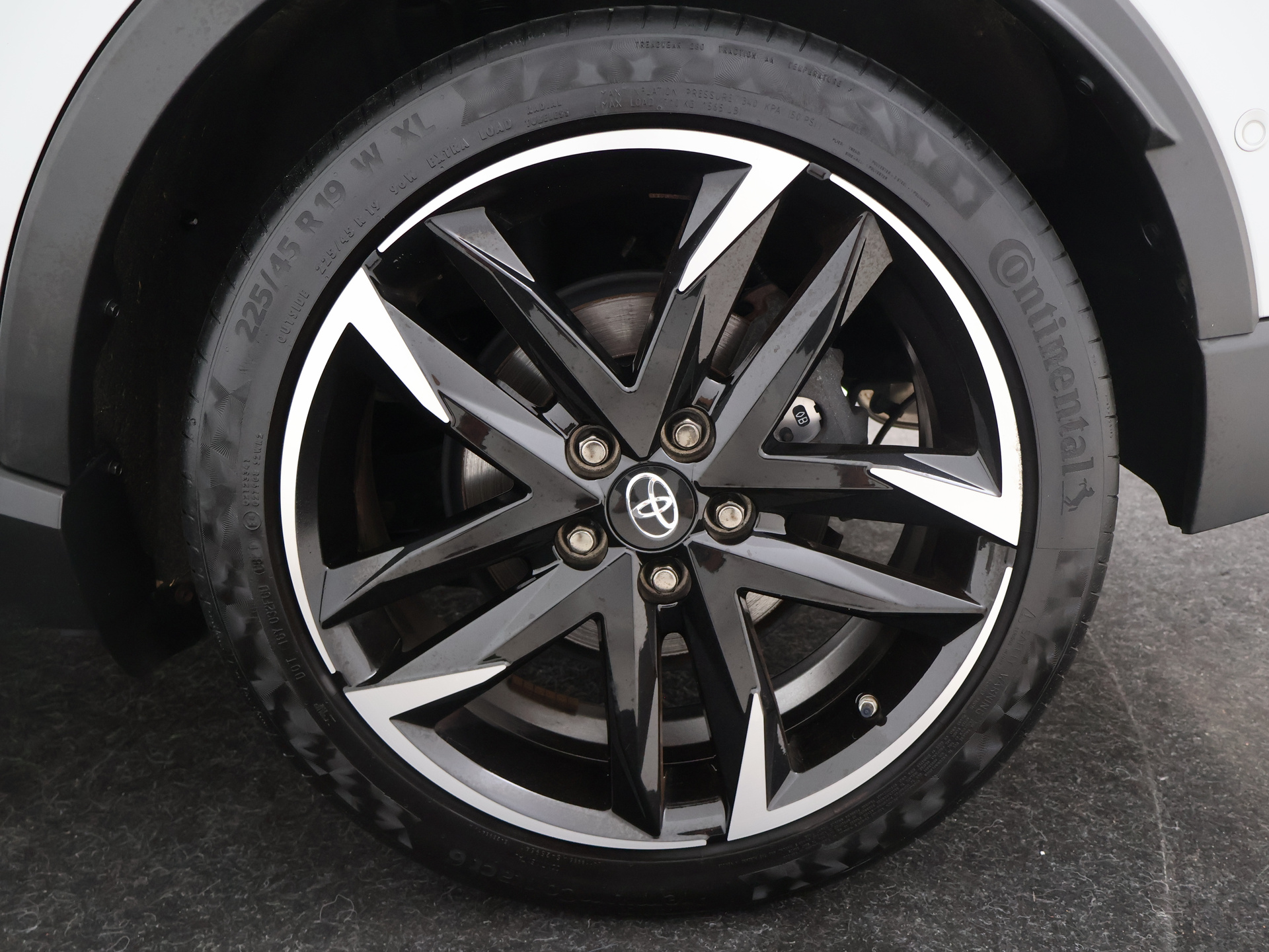 Foto van Toyota Toyota C-hr
