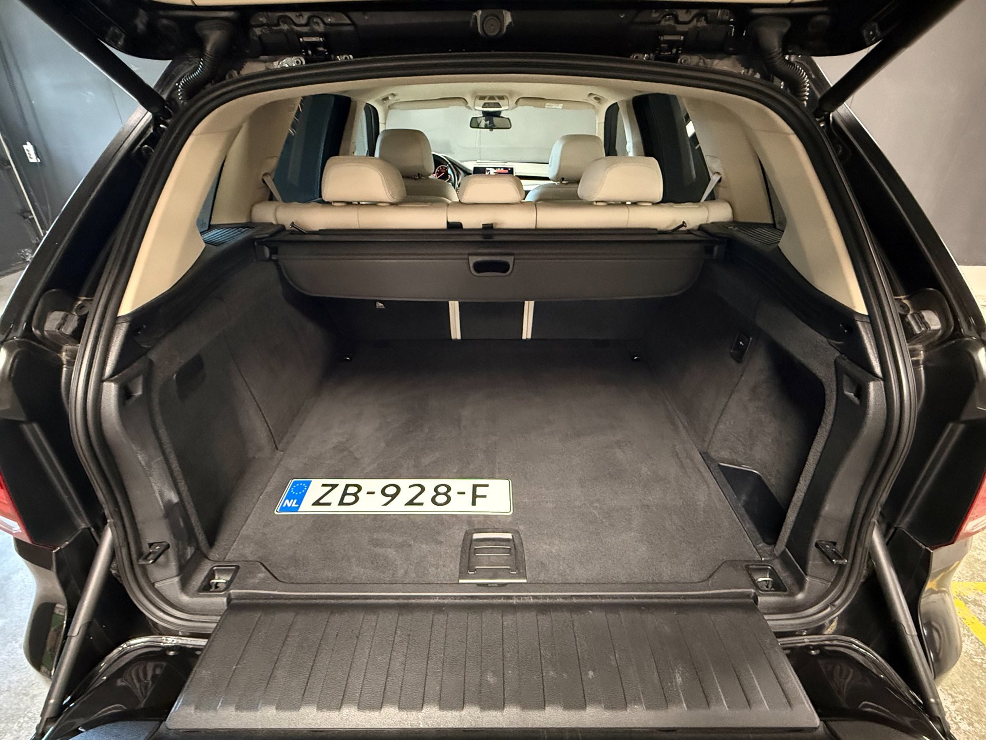 Foto van BMW X5 Xdrive35i