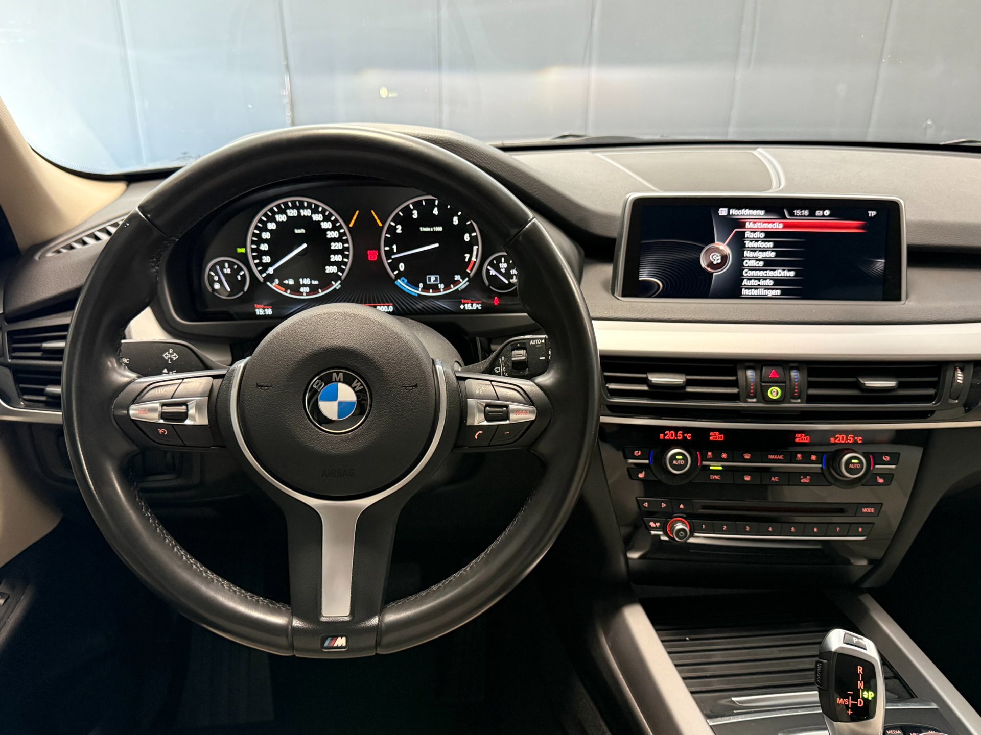 Foto van BMW X5 Xdrive35i