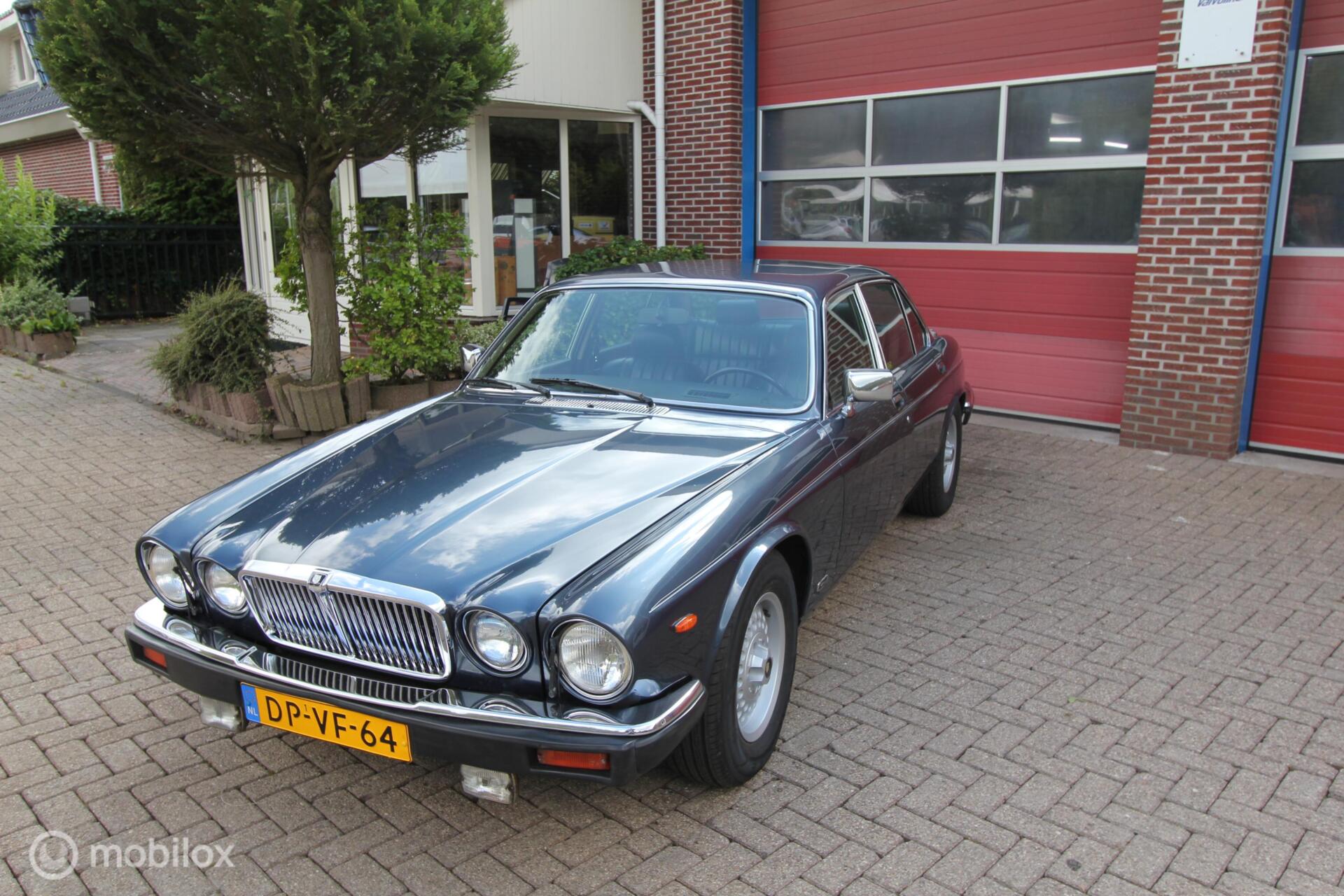 Jaguar XJ 5.3 V12 1992 - voorkant